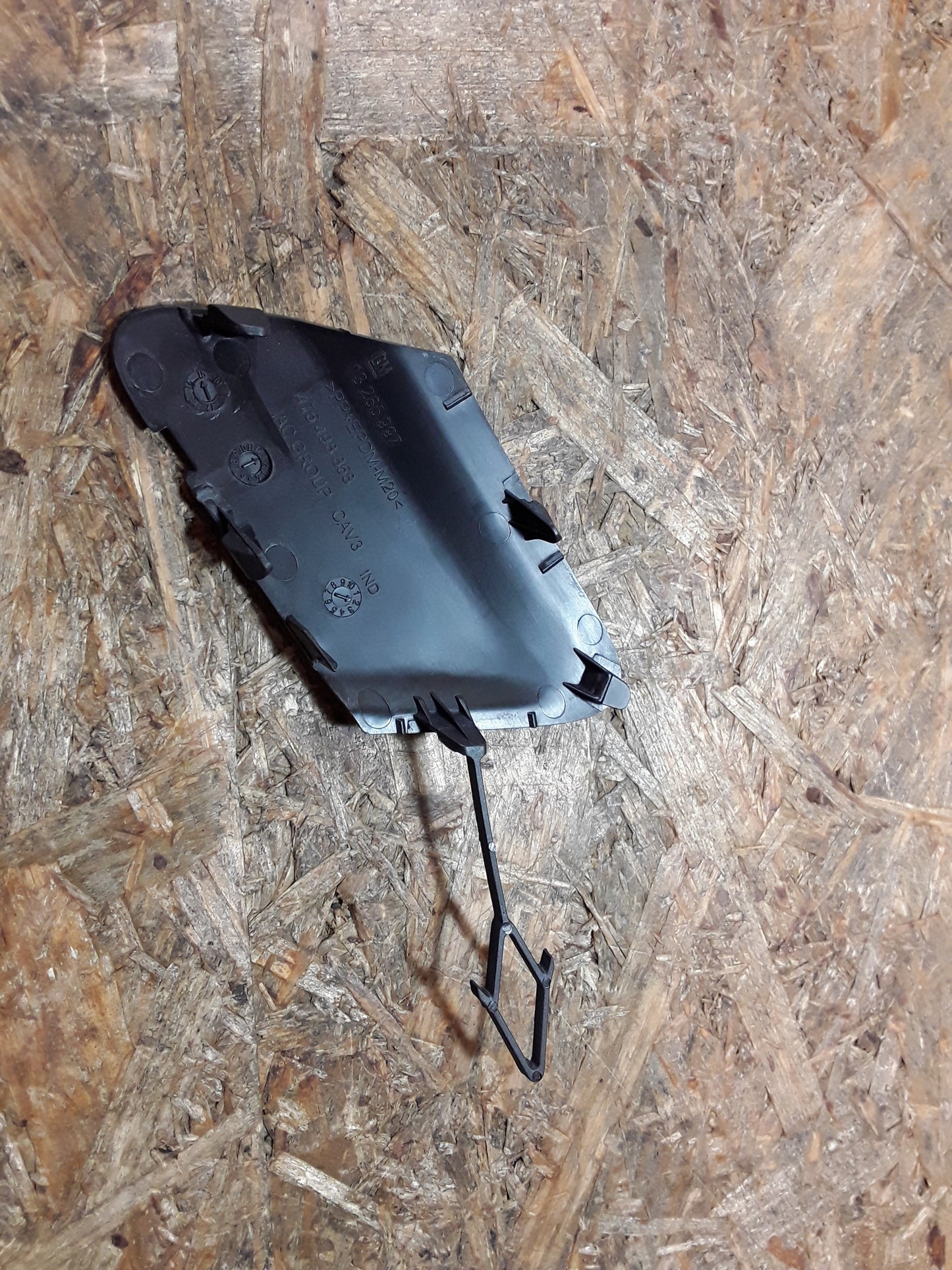 Corsa D Klappe Abschlepphaken original GM Opel NEU
