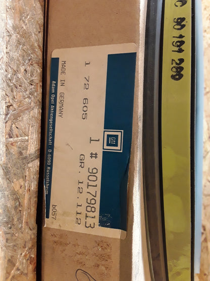 Kadett E Schutzzierleiste original GM Opel NEU