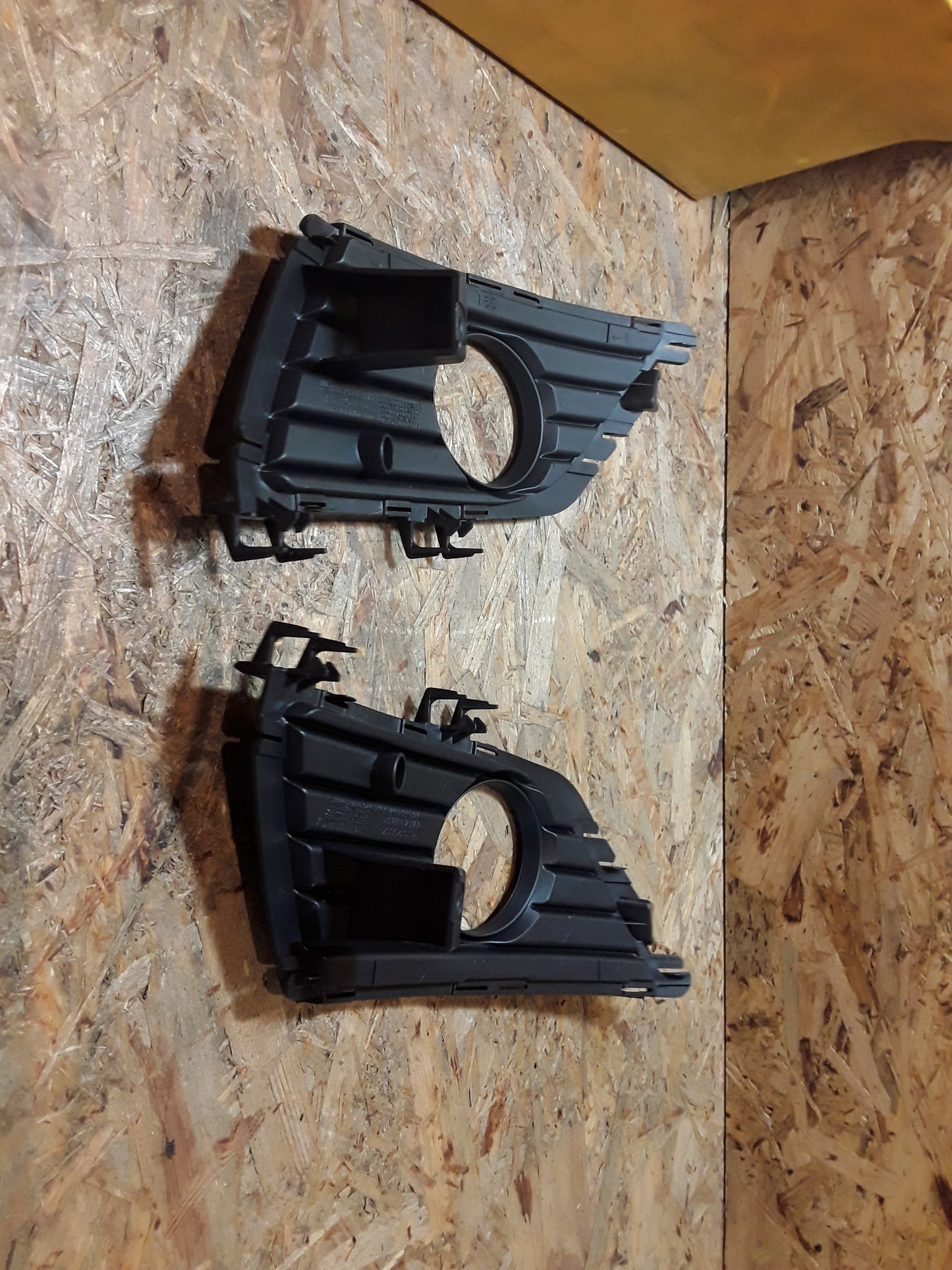 Corsa C Verkleidungssatz Nebelscheinwerfer links und rechts original GM Opel NEU