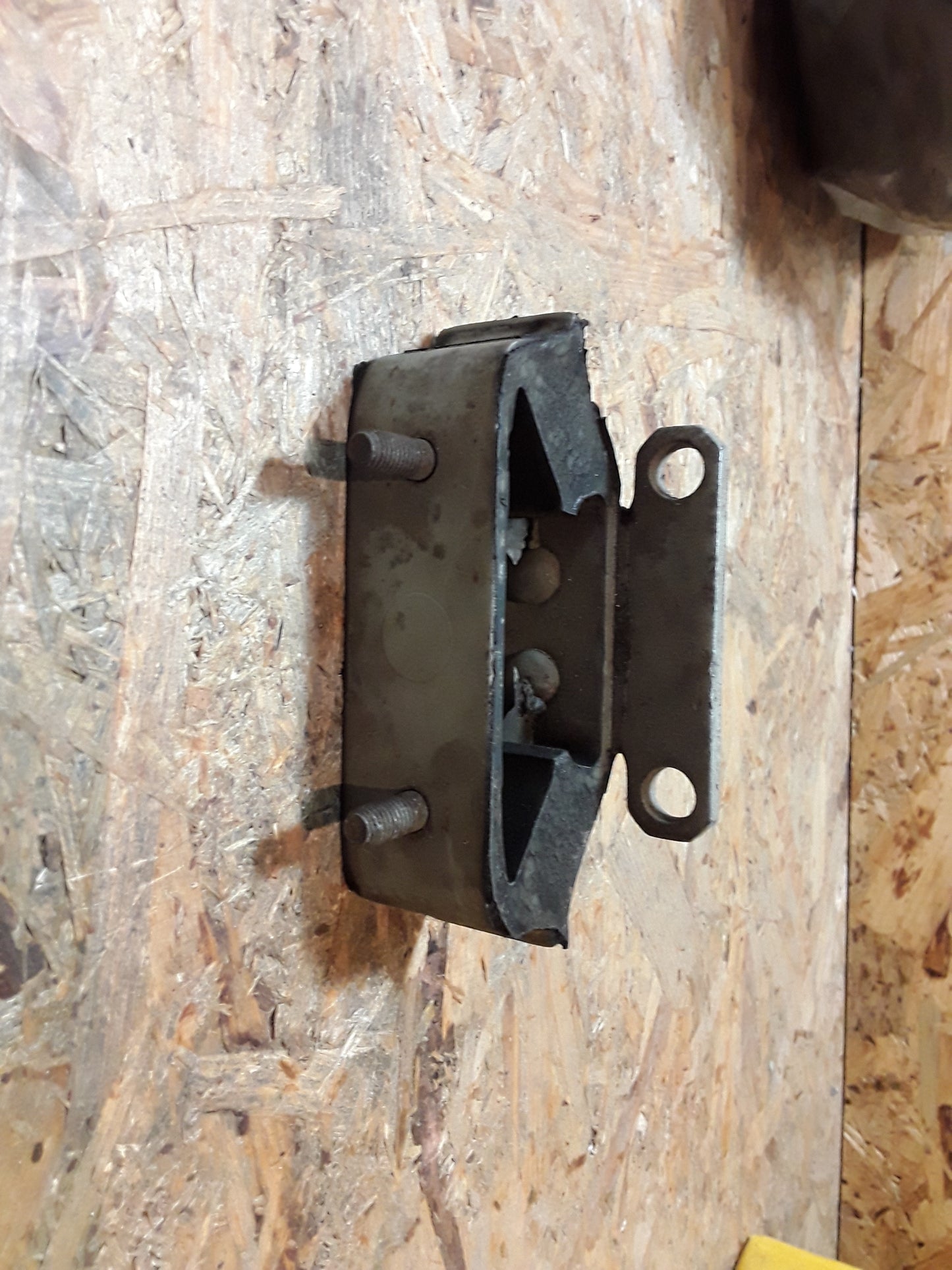 Manta A Ascona A Dämpferblock Getriebe original GM Opel NEU