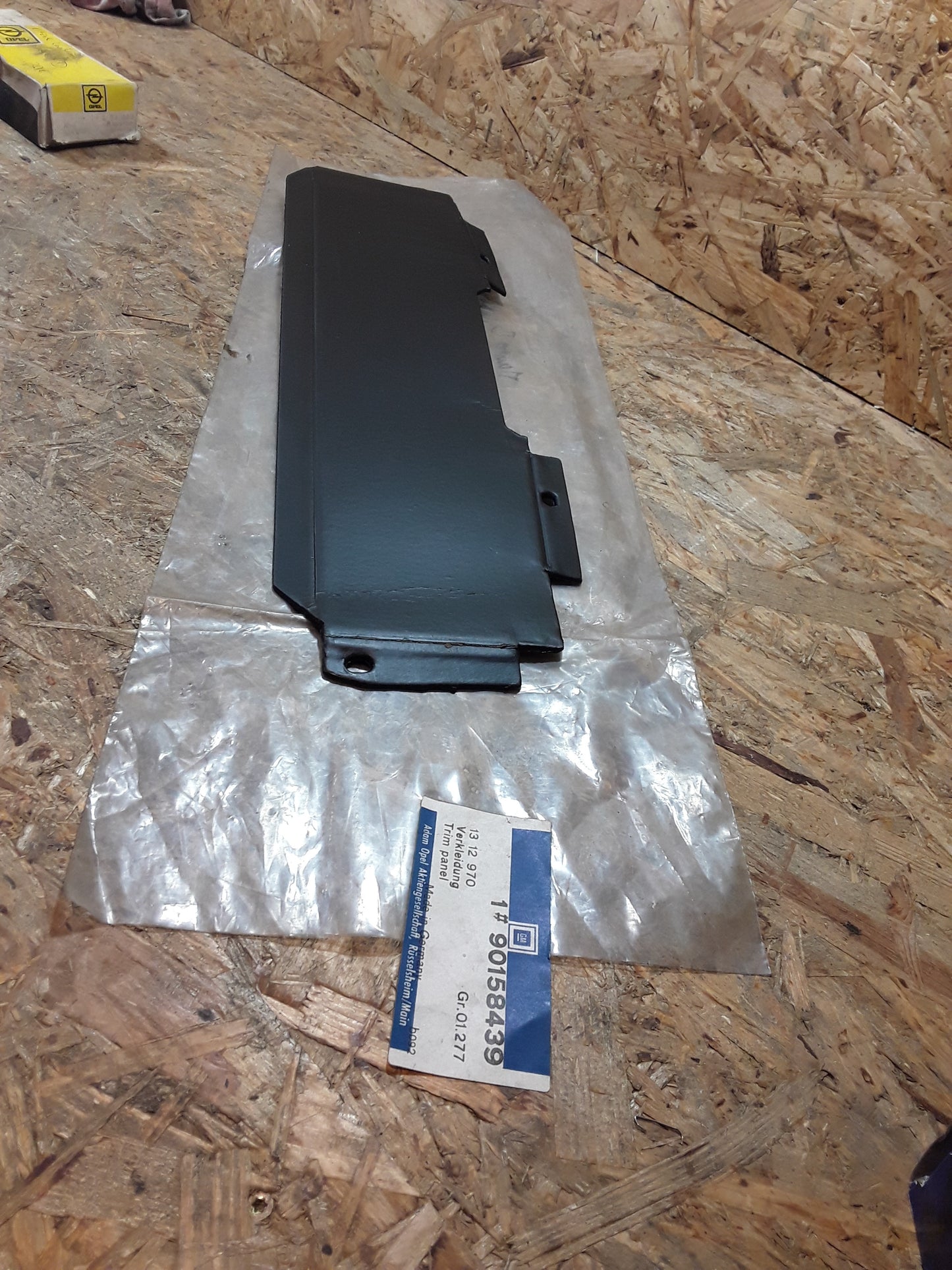 Manta B Kühlerpappe original GM Opel NEU