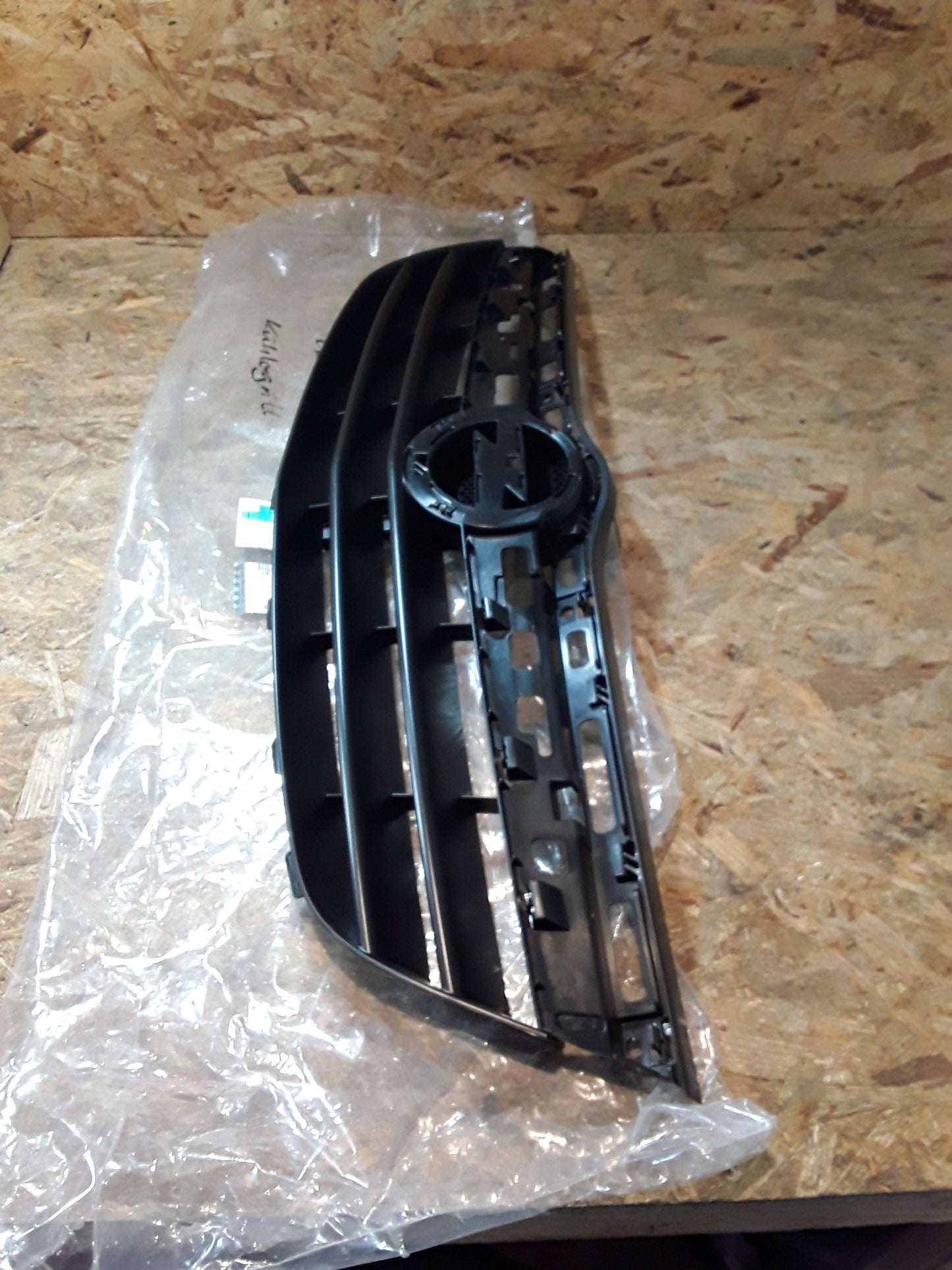 Agila B Kühlergrill original GM Opel NEU