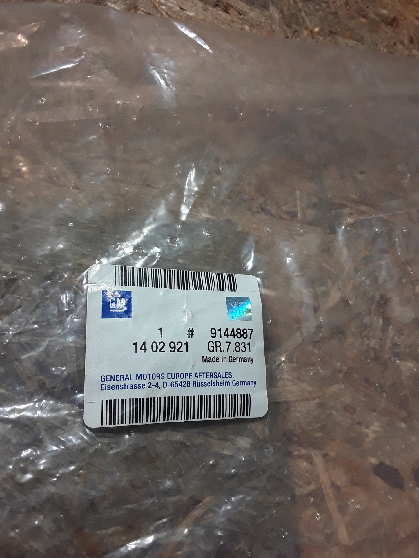 Omega B Lüftungsgitter mit Nebelscheinwerferaussparung rechts original GM Opel NEU