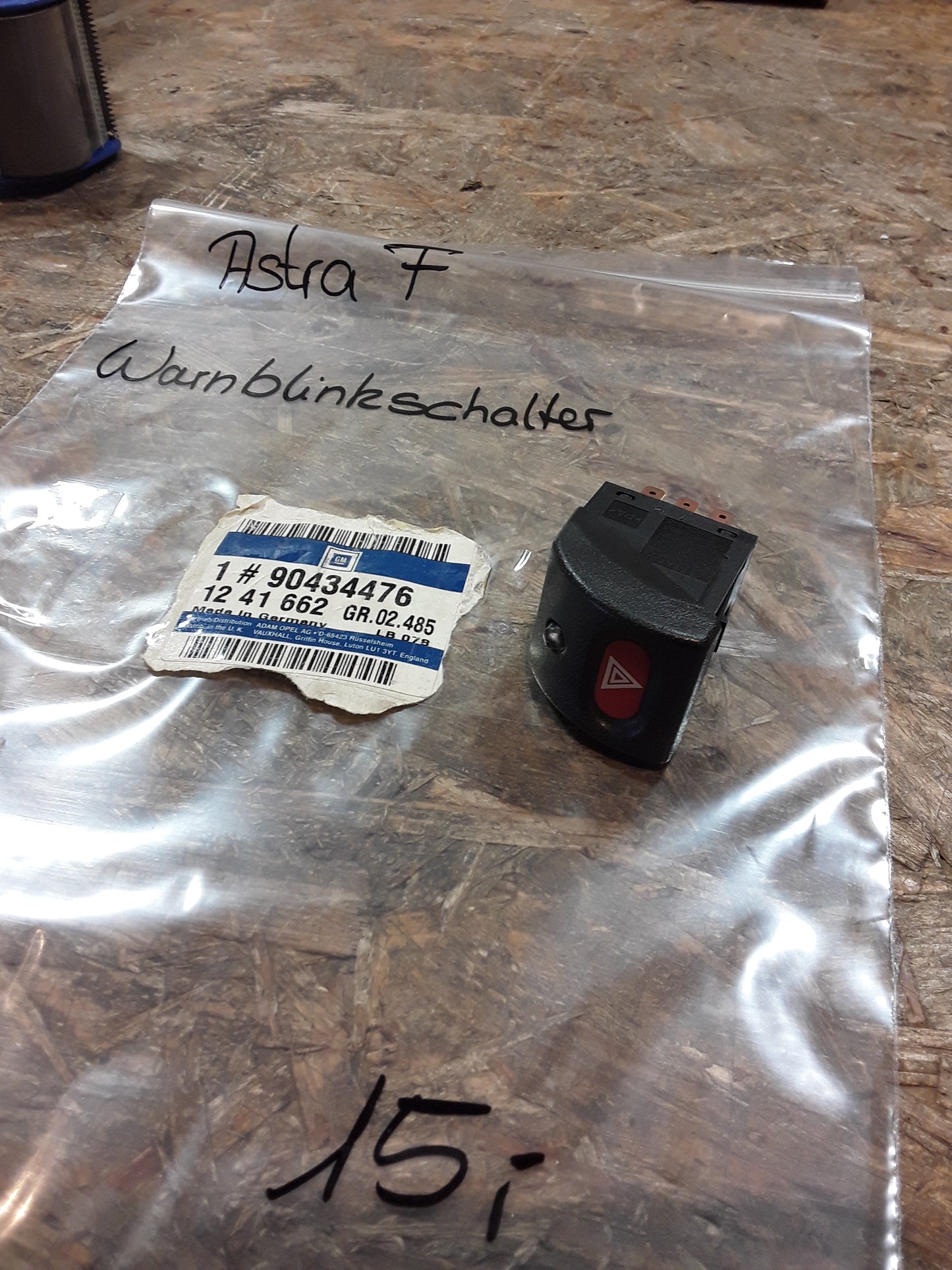 Astra F Warnblinkerschalter original GM Opel NEU