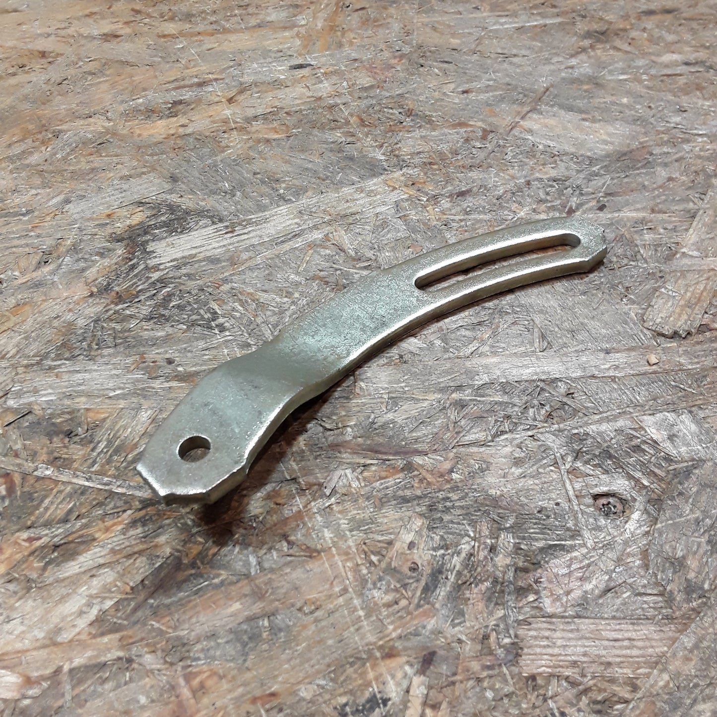 Vectra A Kadett E Astra F Lichtmaschine Befestigungsteil original GM Opel NEU