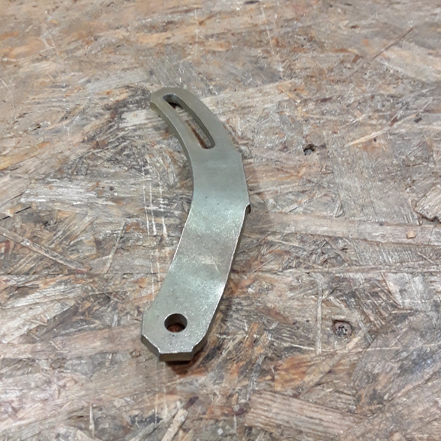 Vectra A Kadett E Astra F Lichtmaschine Befestigungsteil original GM Opel NEU