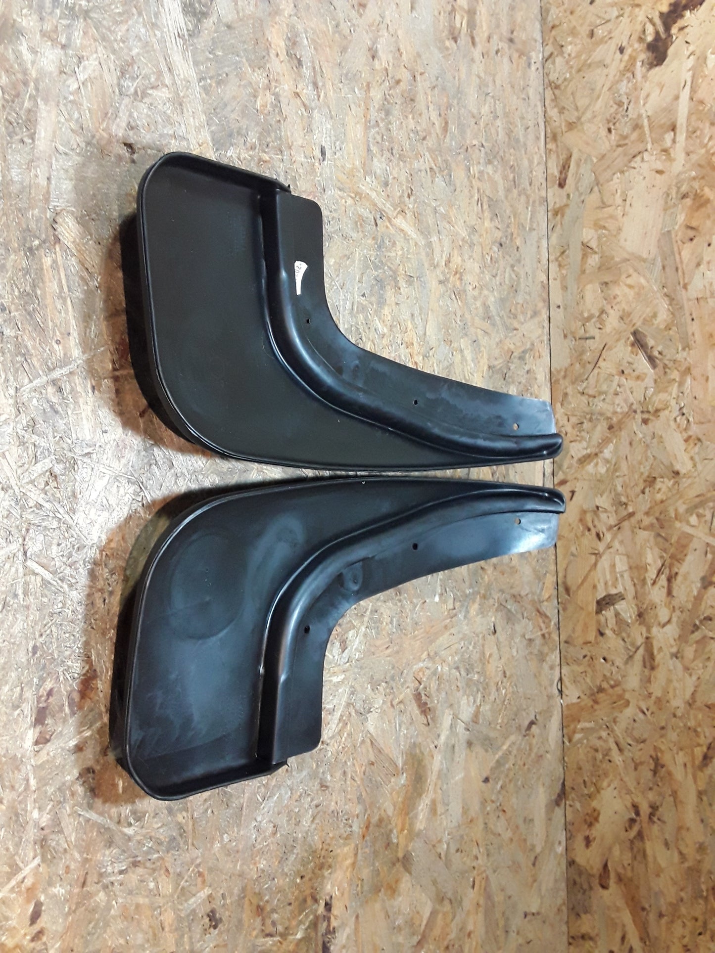 Astra F Schmutzfängersatz hinten original GM Opel NEU