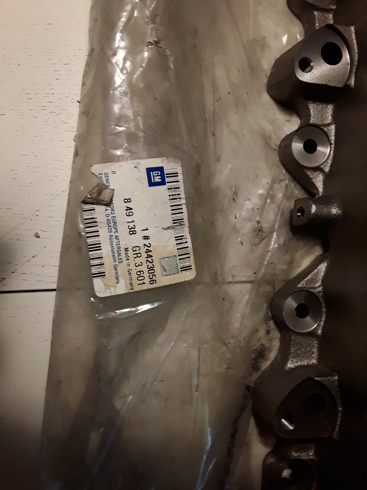 Calibra Frontera Omega 2,0 Auspuffkrümmer original GM Opel NEU