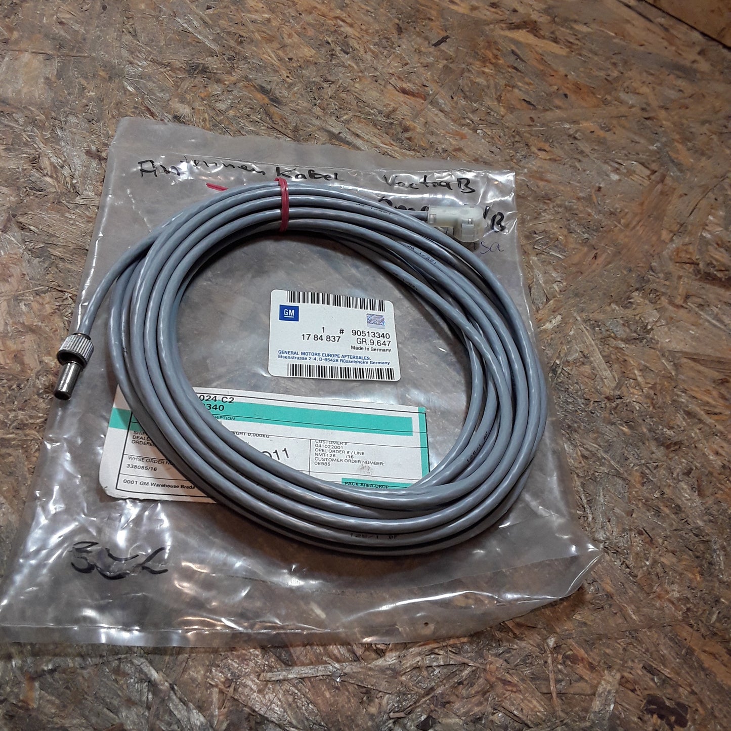 Vectra B Omega A/B Astra Corsa Antennenkabel original GM Opel NEU