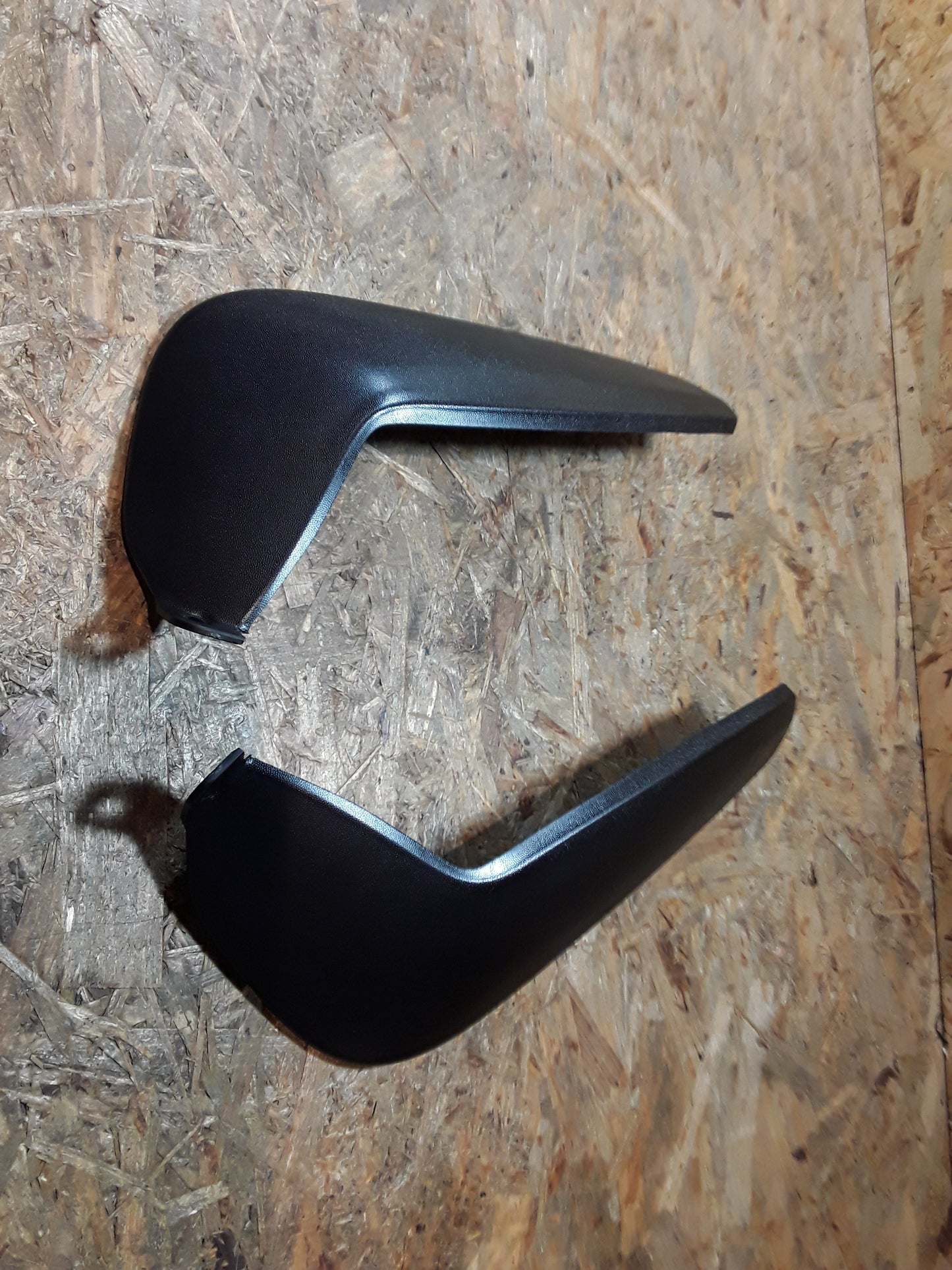 Corsa C Schmutzfänger vorne original GM Opel NEU
