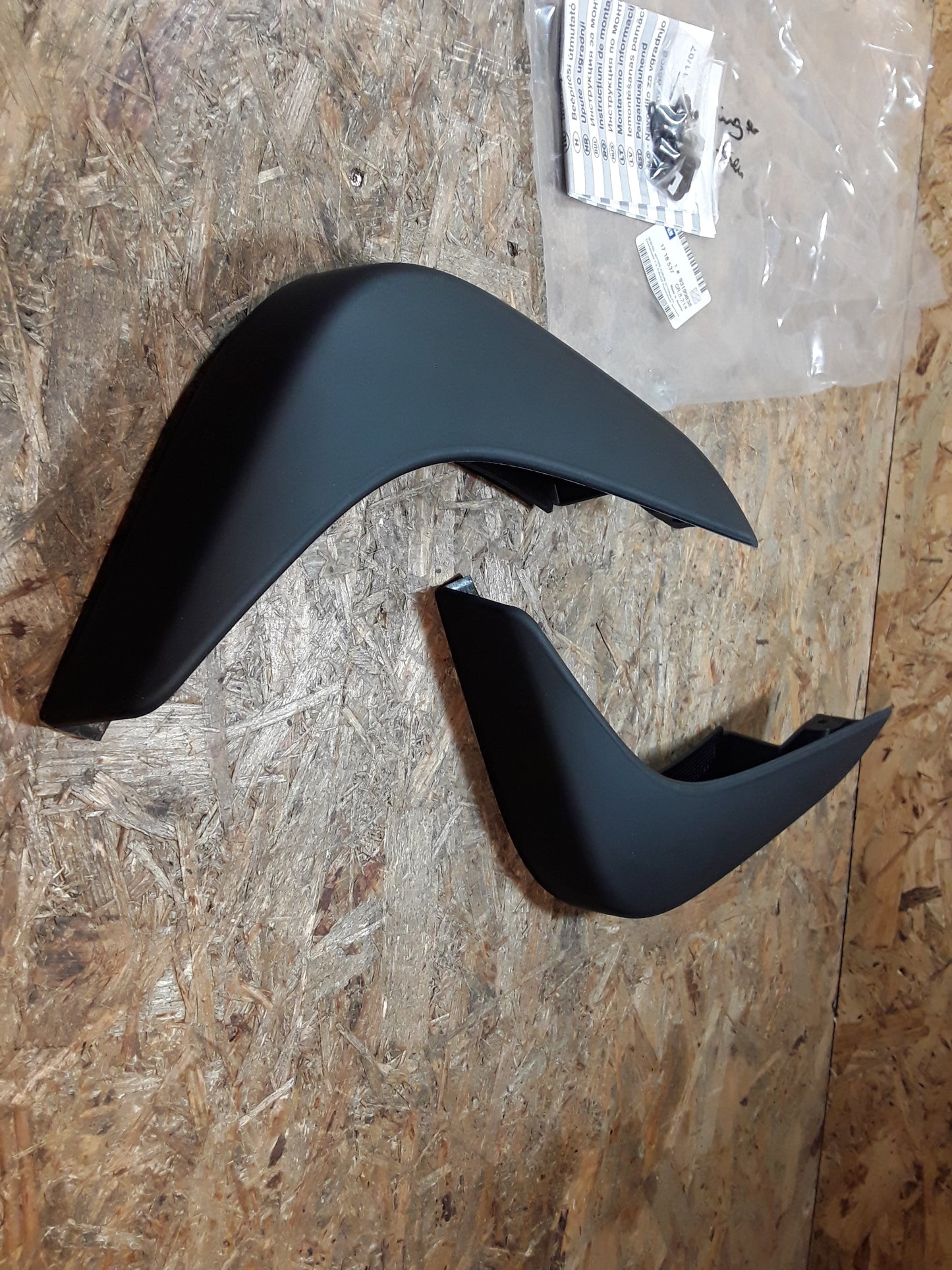 Agila B Schmutzfänger hinten original GM Opel NEU