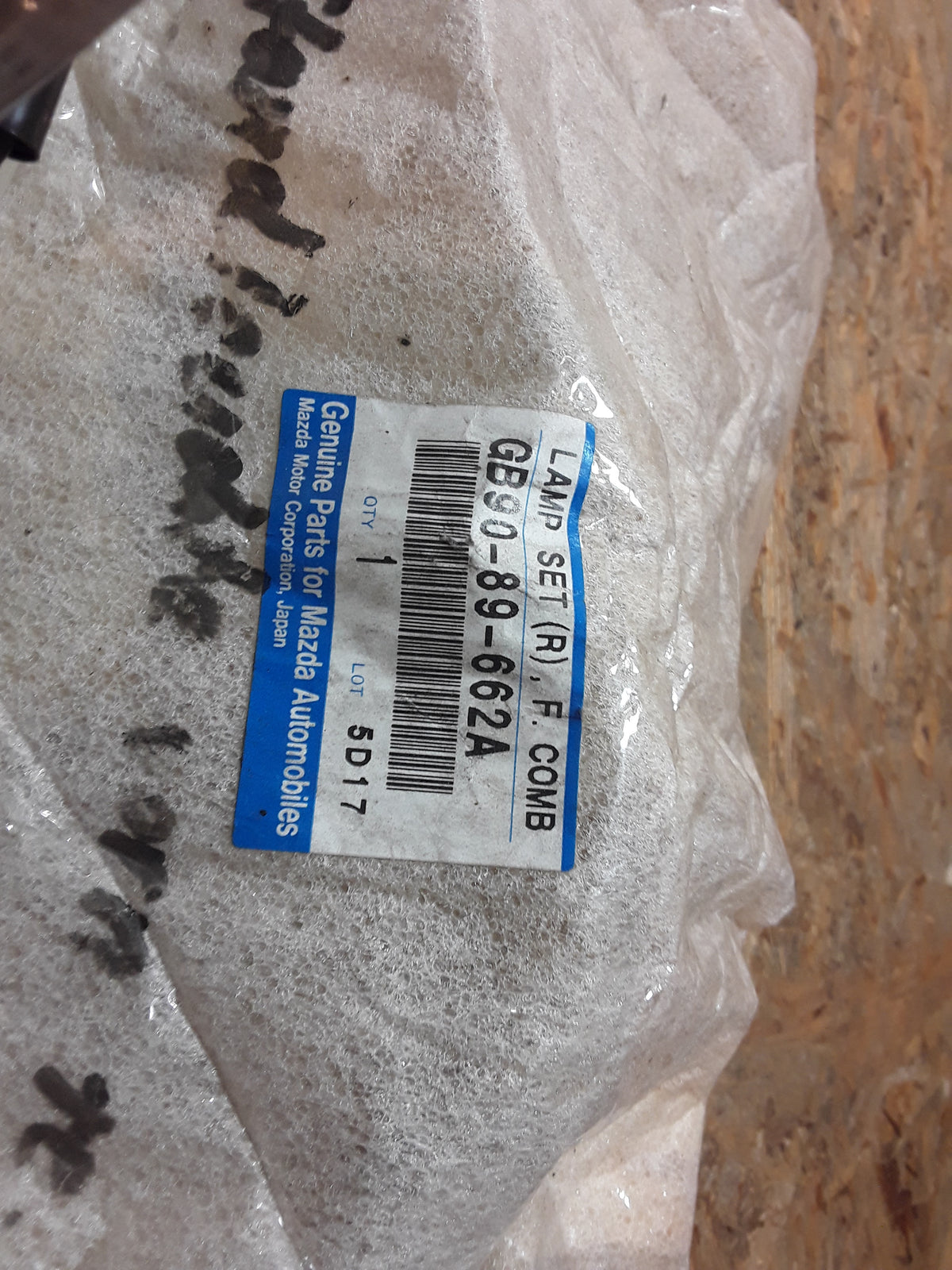Mazda 626 GC 83-87 Standleuchte rechts original GM Opel NEU