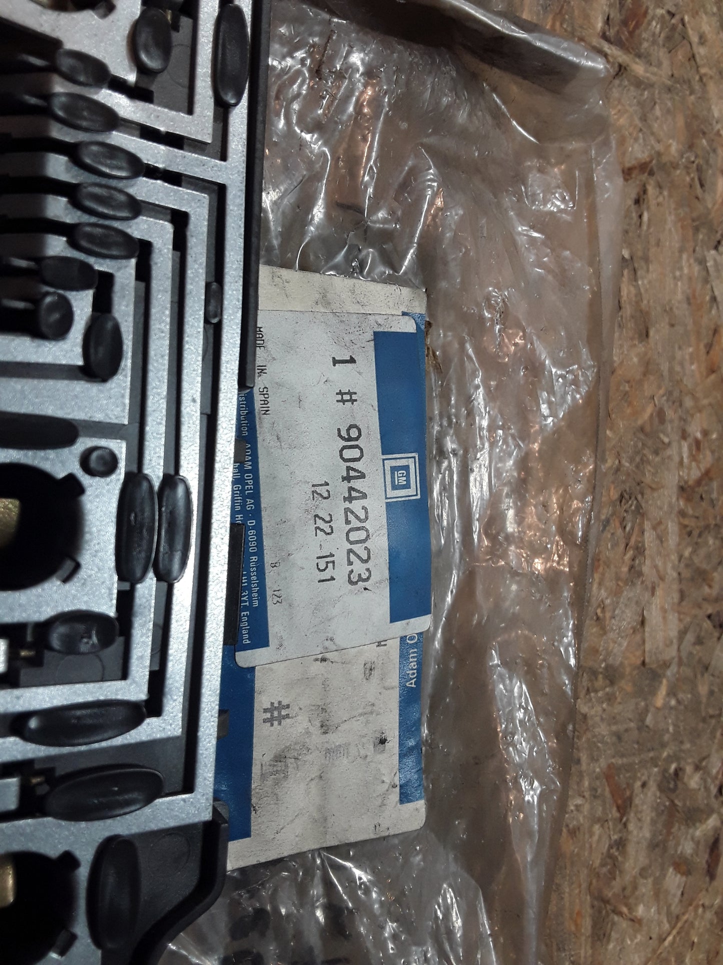 Astra F Lampenträger hinten links original GM Opel NEU