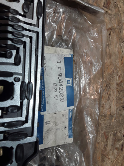 Astra F Lampenträger hinten links original GM Opel NEU