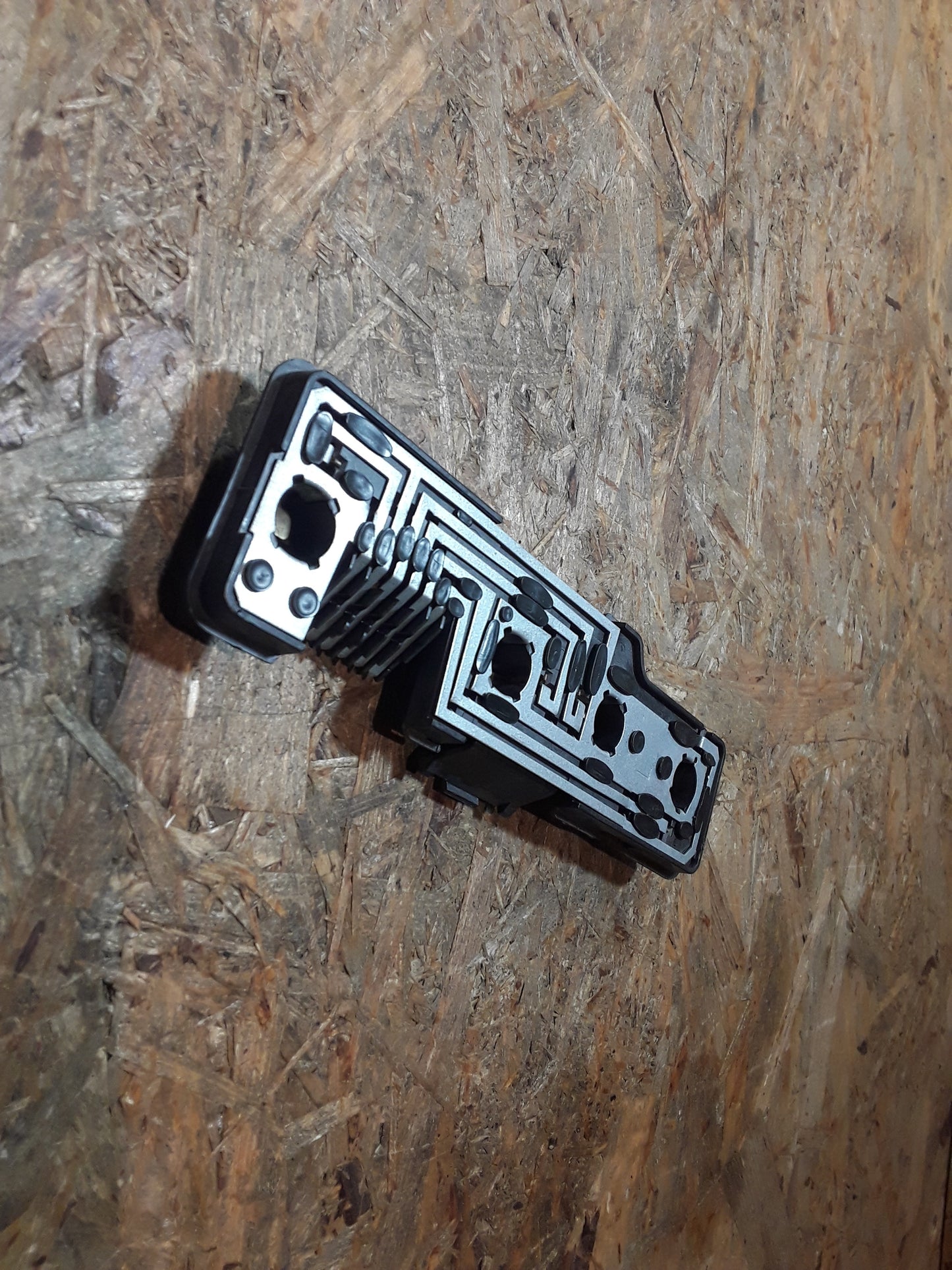 Astra F Lampenträger hinten links original GM Opel NEU