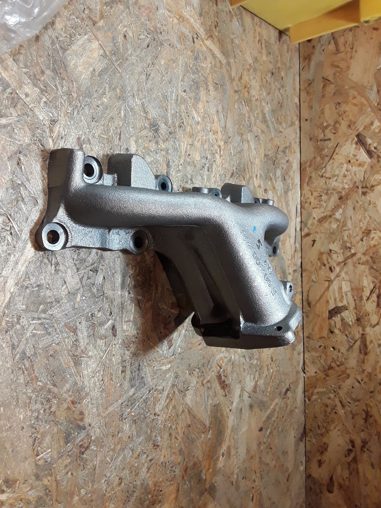 Astra G Zafira A Frontera A Omega B Vectra B Auspuffkrümmer original GM Opel NEU