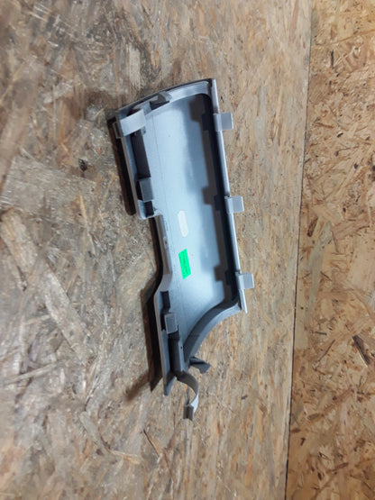 Omega B Klappe Abschleppöse vorne original GM Opel NEU