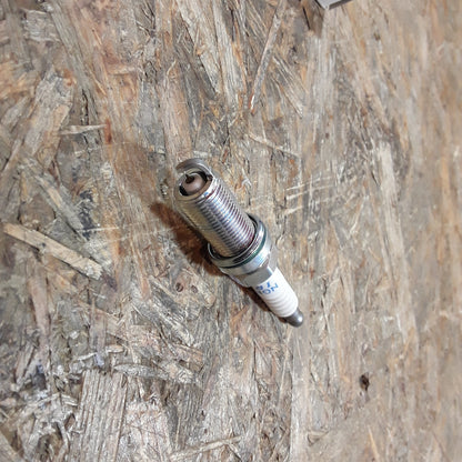 Zündkerze für A28NET, A28NER, Z28NET Motoren original GM Opel NEU