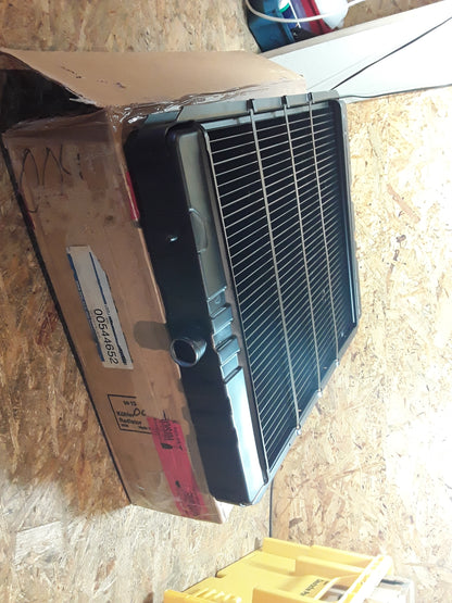 Rekord E 2,0E Automatik Kühler original GM Opel NEU