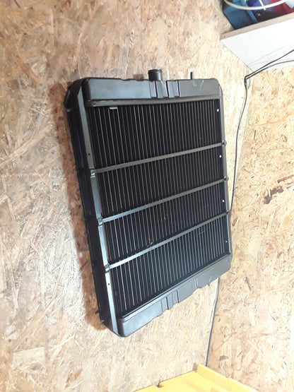 Rekord E 2,0E Automatik Kühler original GM Opel NEU