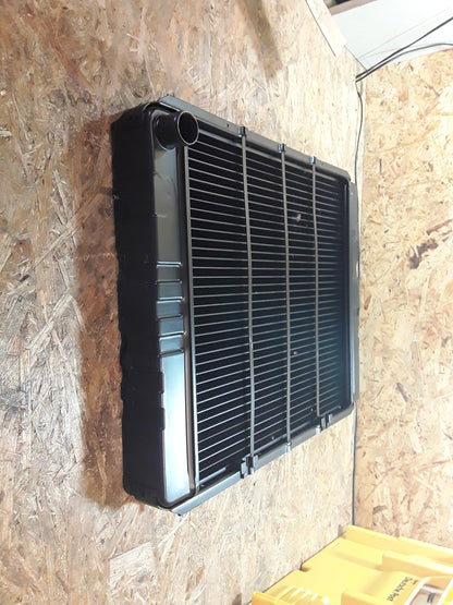 Rekord E 2,0E Automatik Kühler original GM Opel NEU