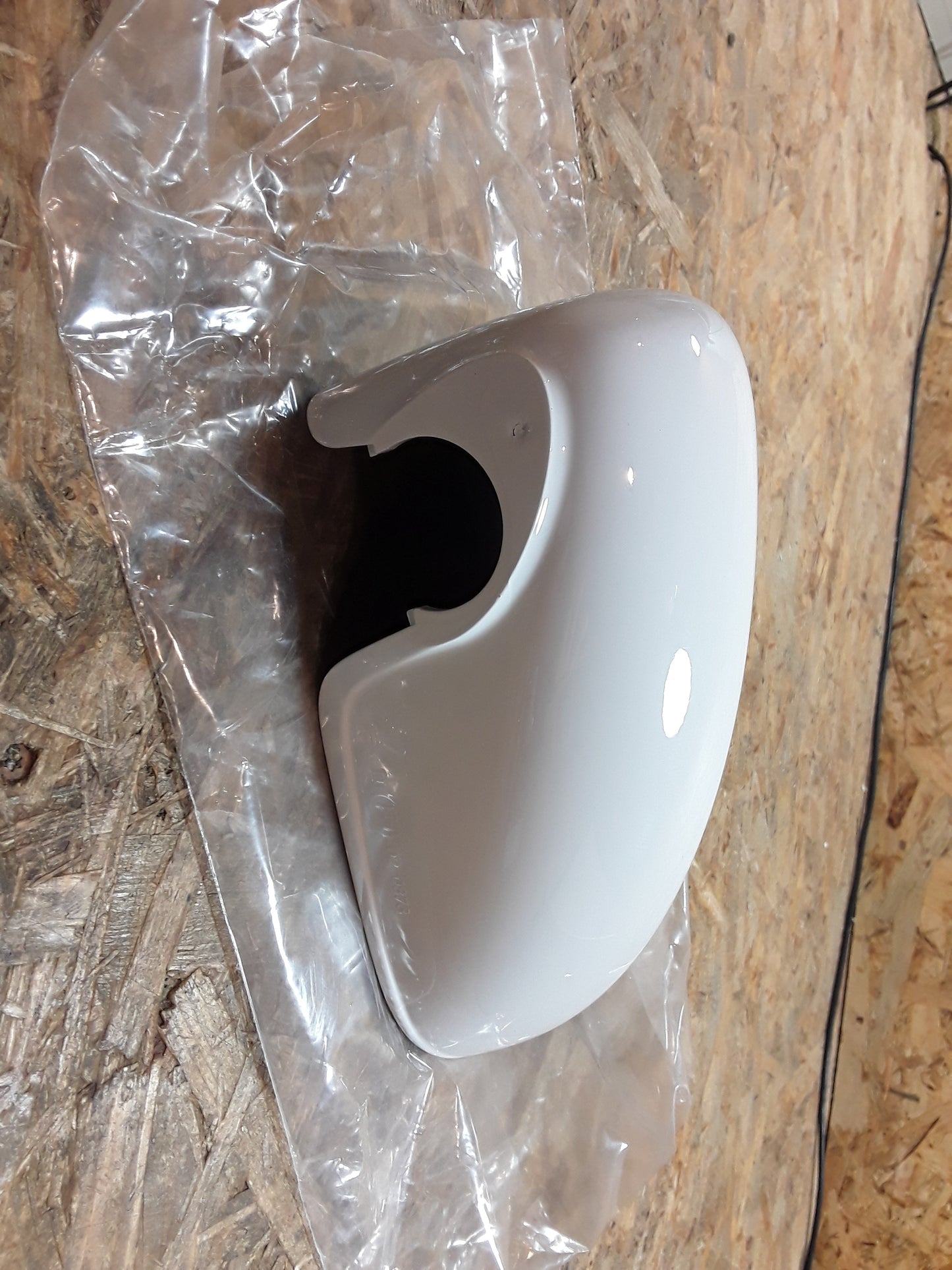 Corsa D Spiegelkappe links grundiert original GM Opel NEU