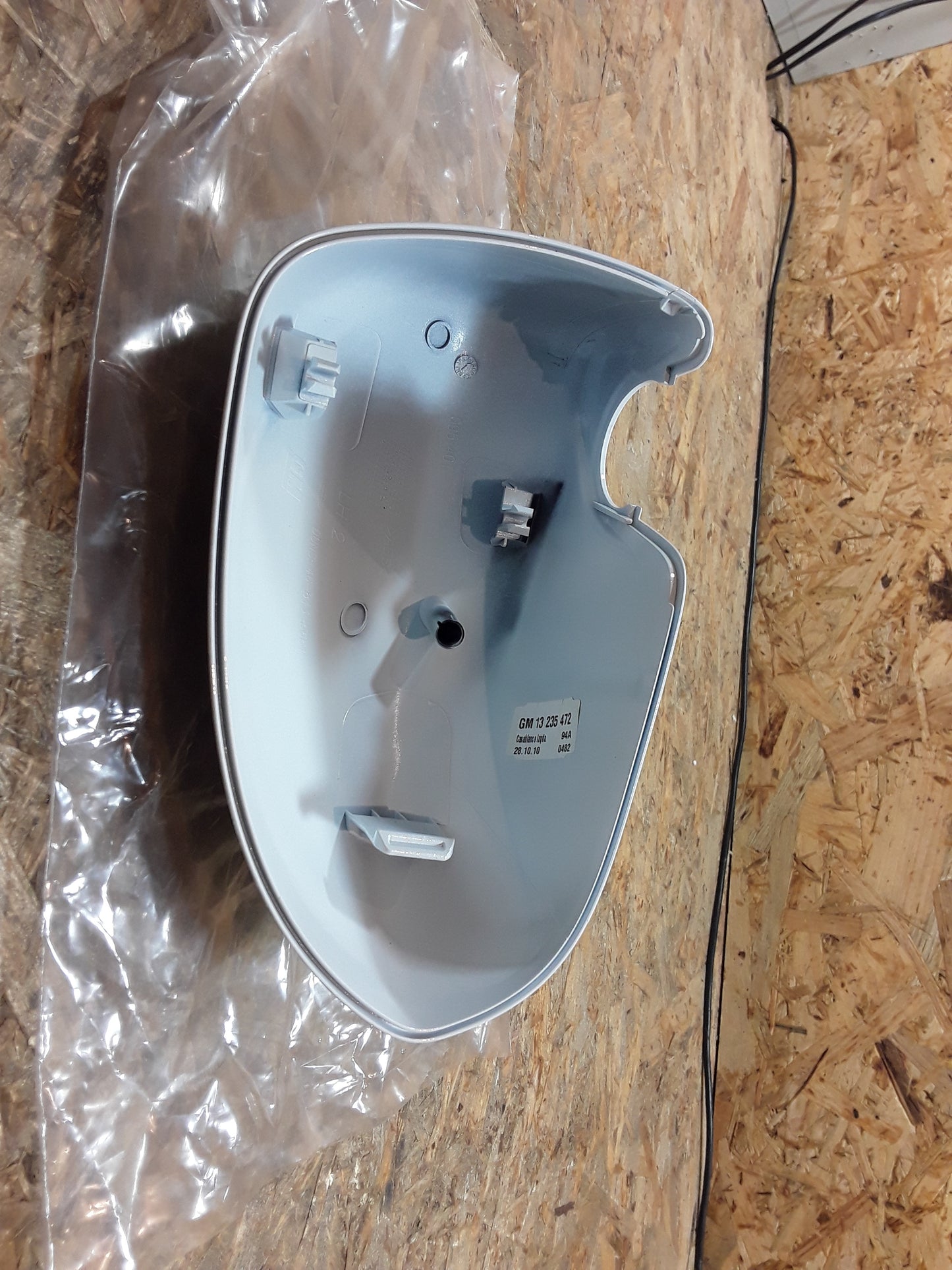 Corsa D Spiegelkappe links grundiert original GM Opel NEU
