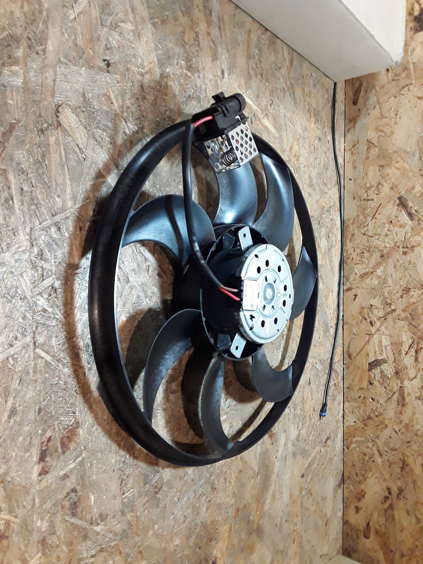 Astra H 1,4l Zafira A 1,6l Kühlergebläse original GM Opel NEU