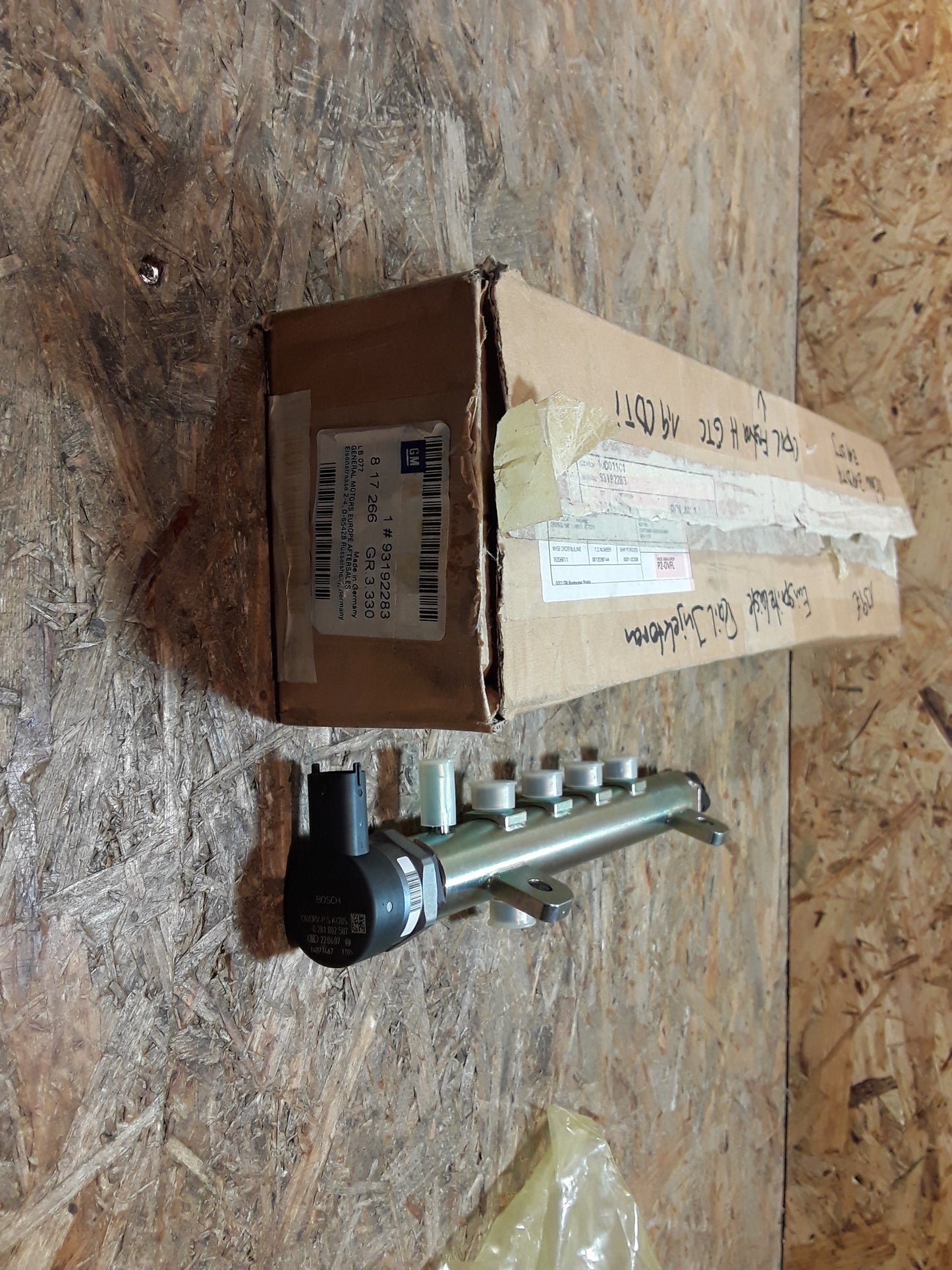 Astra H Vectra C Signum Zafira B Einspritzleiste original GM Opel NEU