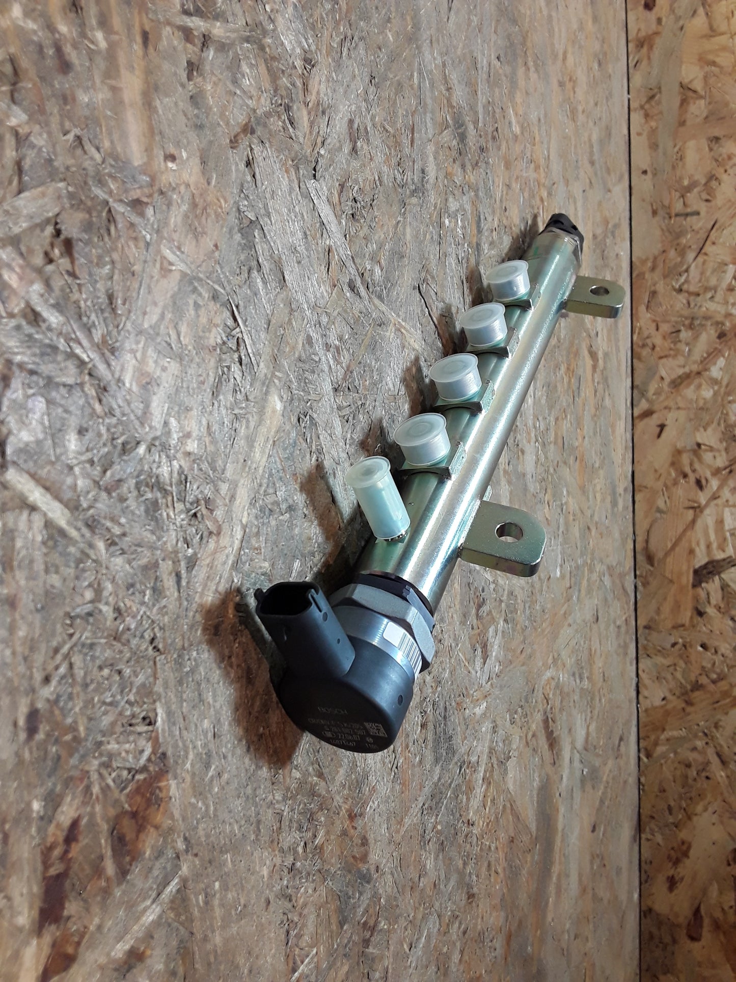 Astra H Vectra C Signum Zafira B Einspritzleiste original GM Opel NEU
