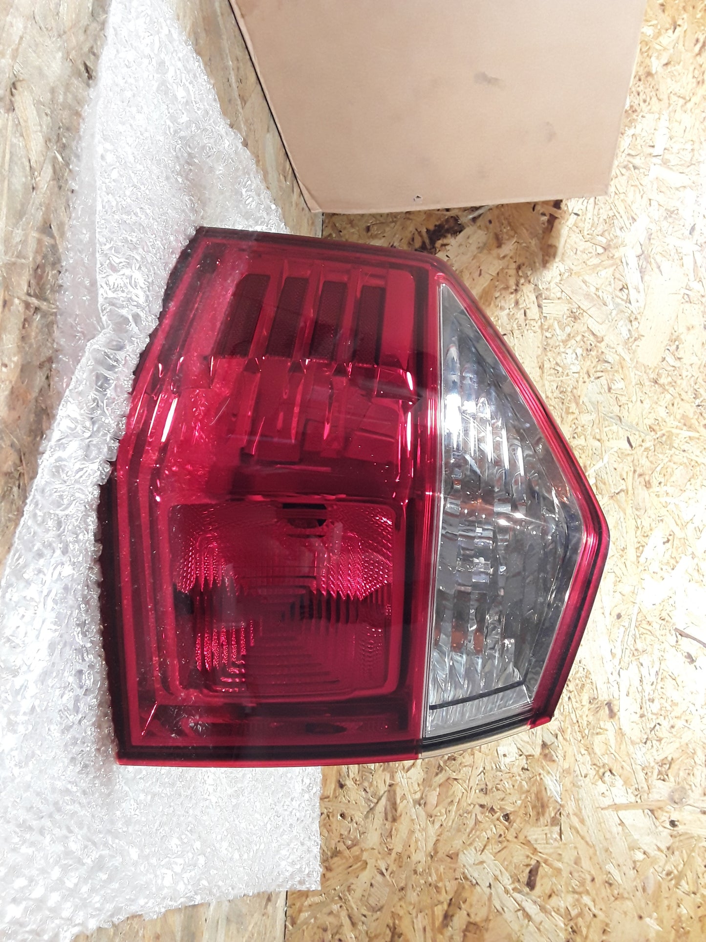 Chevrolet Orlando Rücklicht links original GM Opel NEU