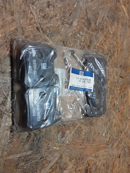 Omega A/B Vectra B Calibra A Senator B Bremsbelagsatz hinten original GM Opel NEU