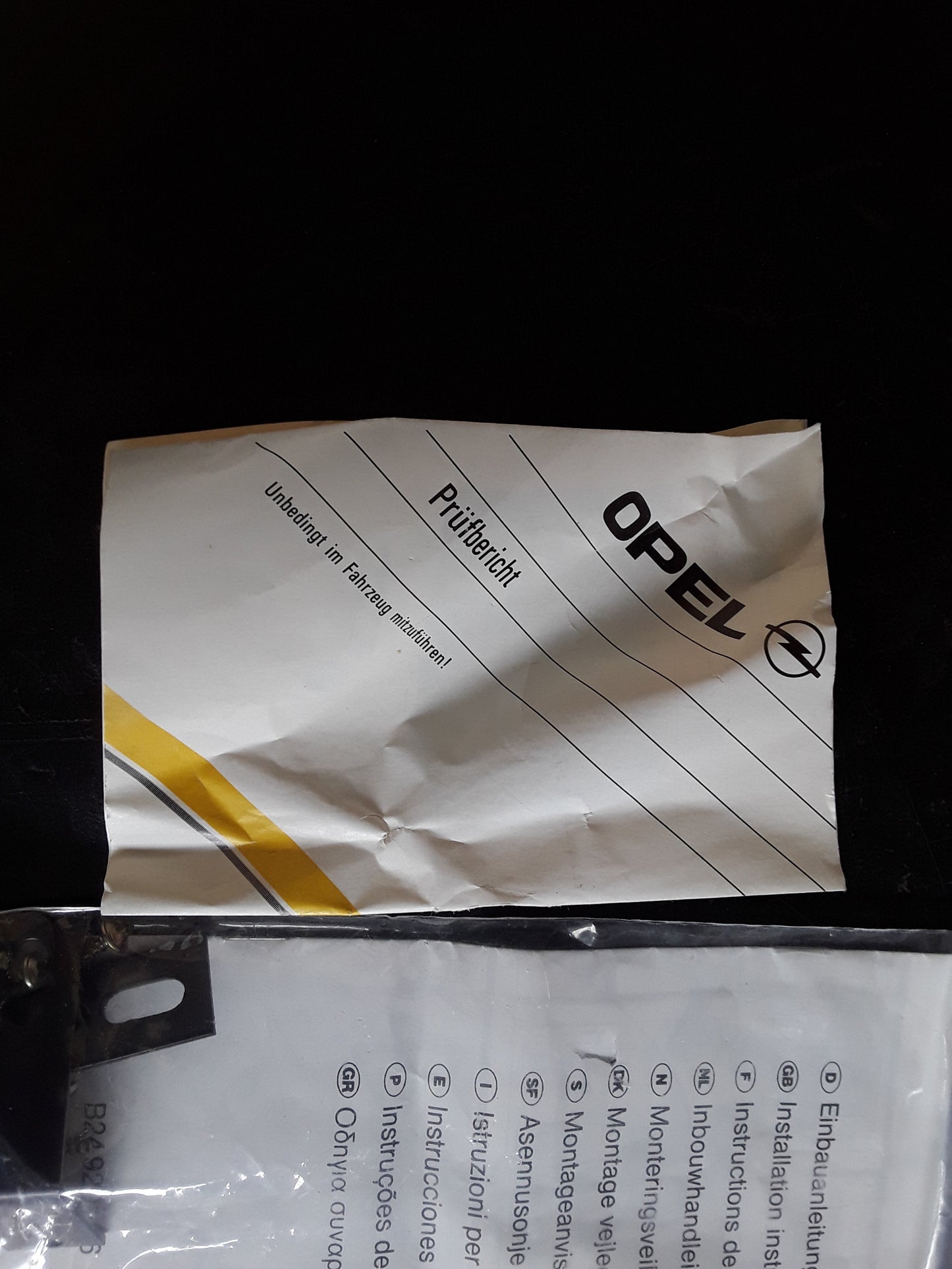 Astra F Kühlergitter grundiert original GM Opel NEU