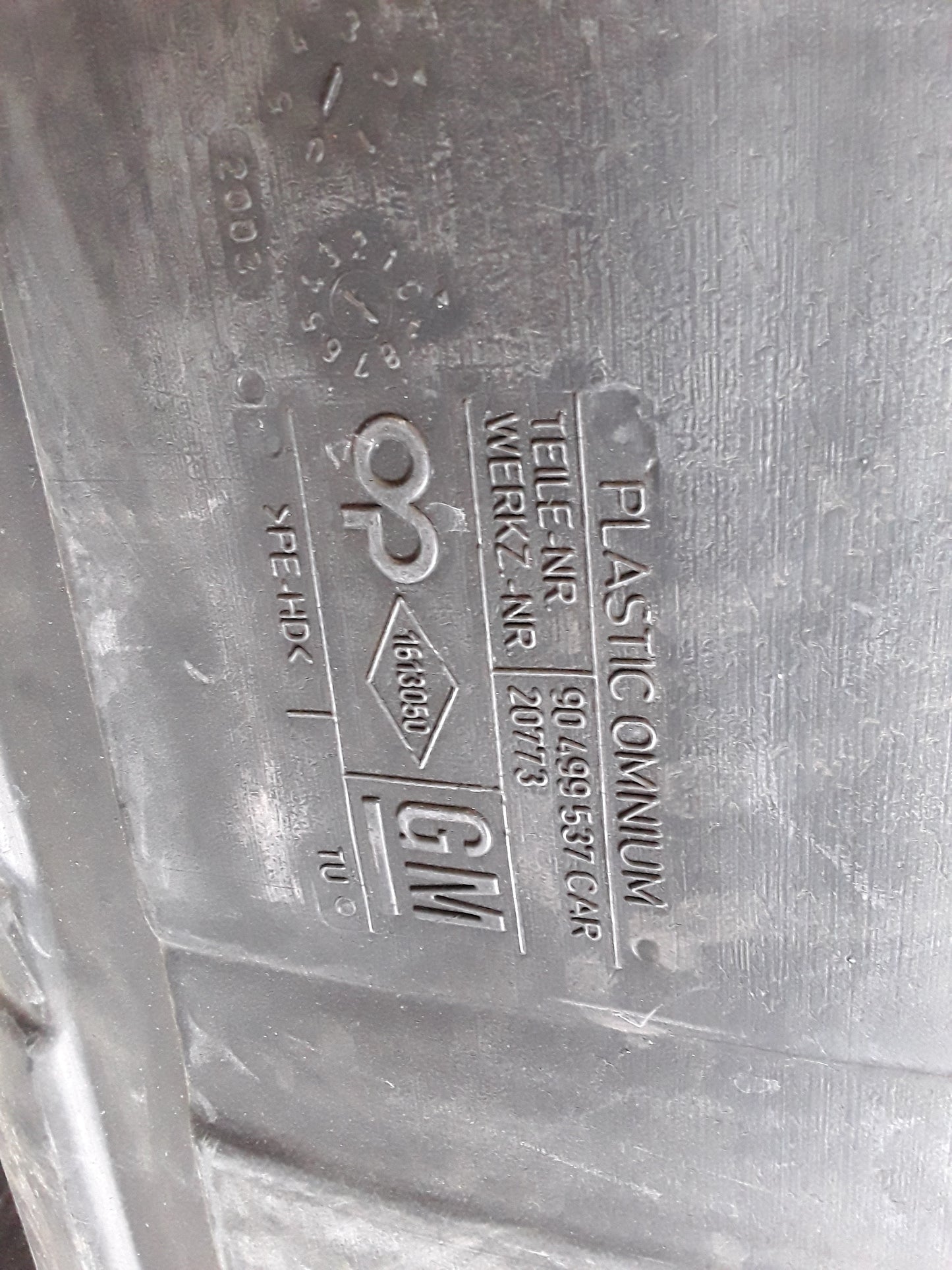Omega B Caravan Kraftstofftank original GM Opel NEU