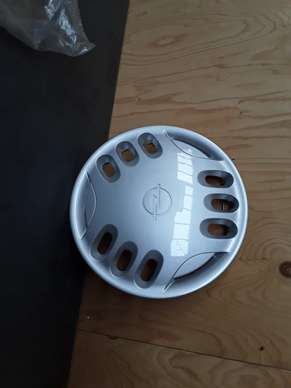 Corsa B Tigra A Radkappe silber 13" original GM Opel NEU