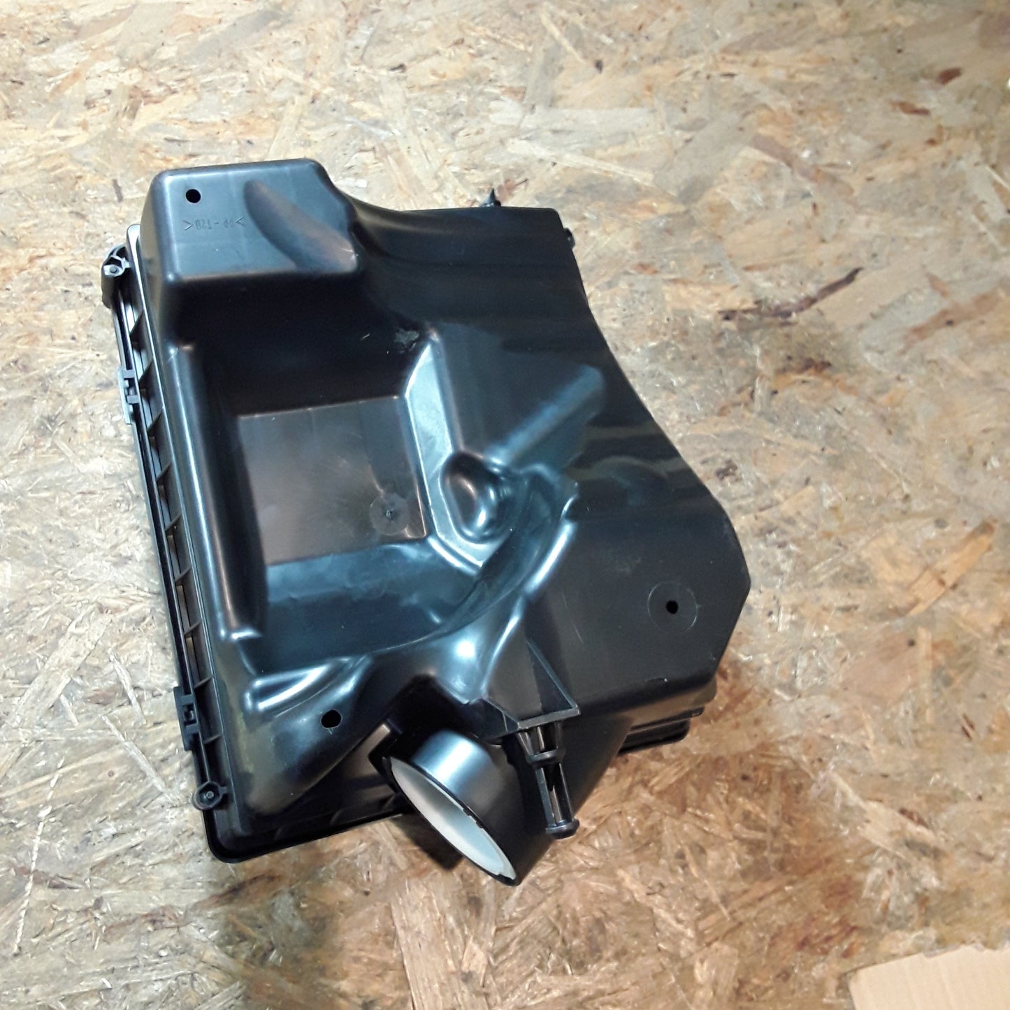Original Opel Zafira B Astra H Luftfiltergehäuse NEU