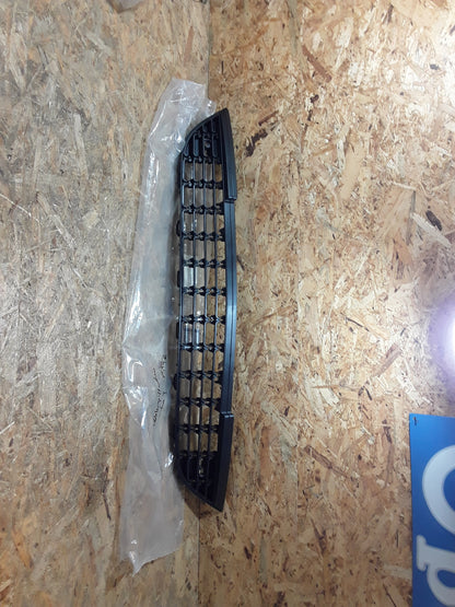 Astra J Kühlergrill unten original GM Opel NEU