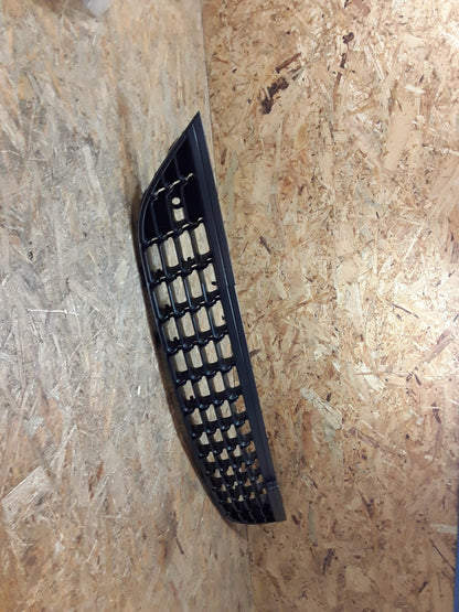 Astra J Kühlergrill unten original GM Opel NEU