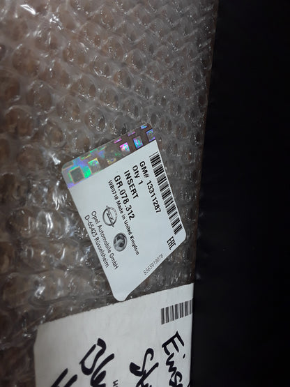 Astra J Caravan Stoßfänger hinten Einsatz Blende Heckverkleidung original GM Opel NEU