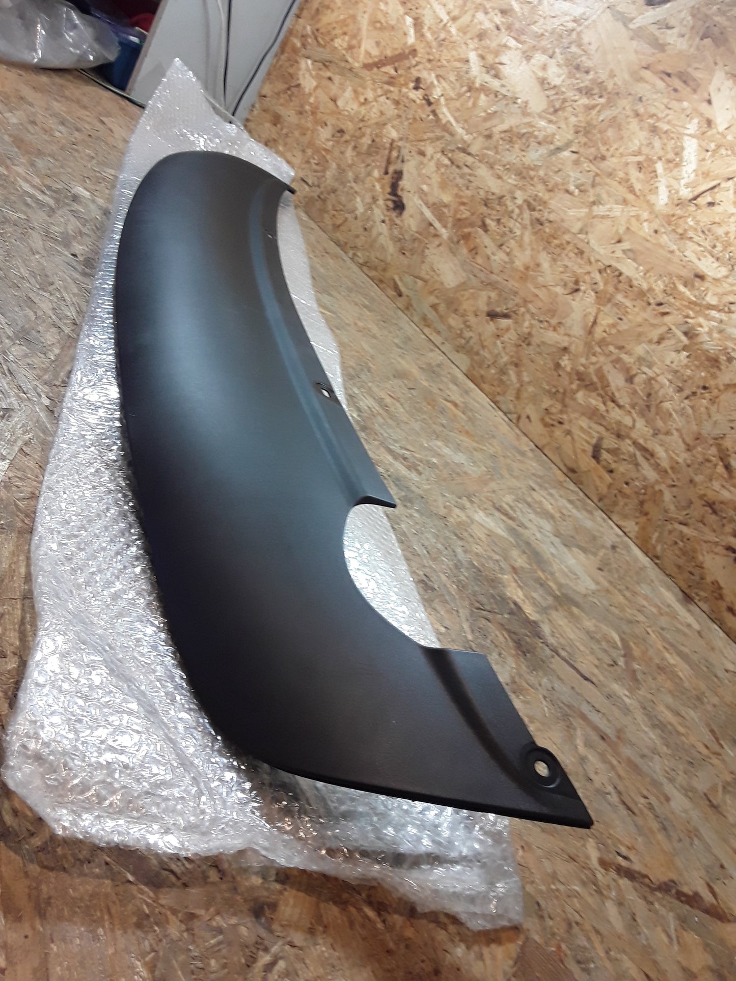 Astra J Caravan Stoßfänger hinten Einsatz Blende Heckverkleidung original GM Opel NEU