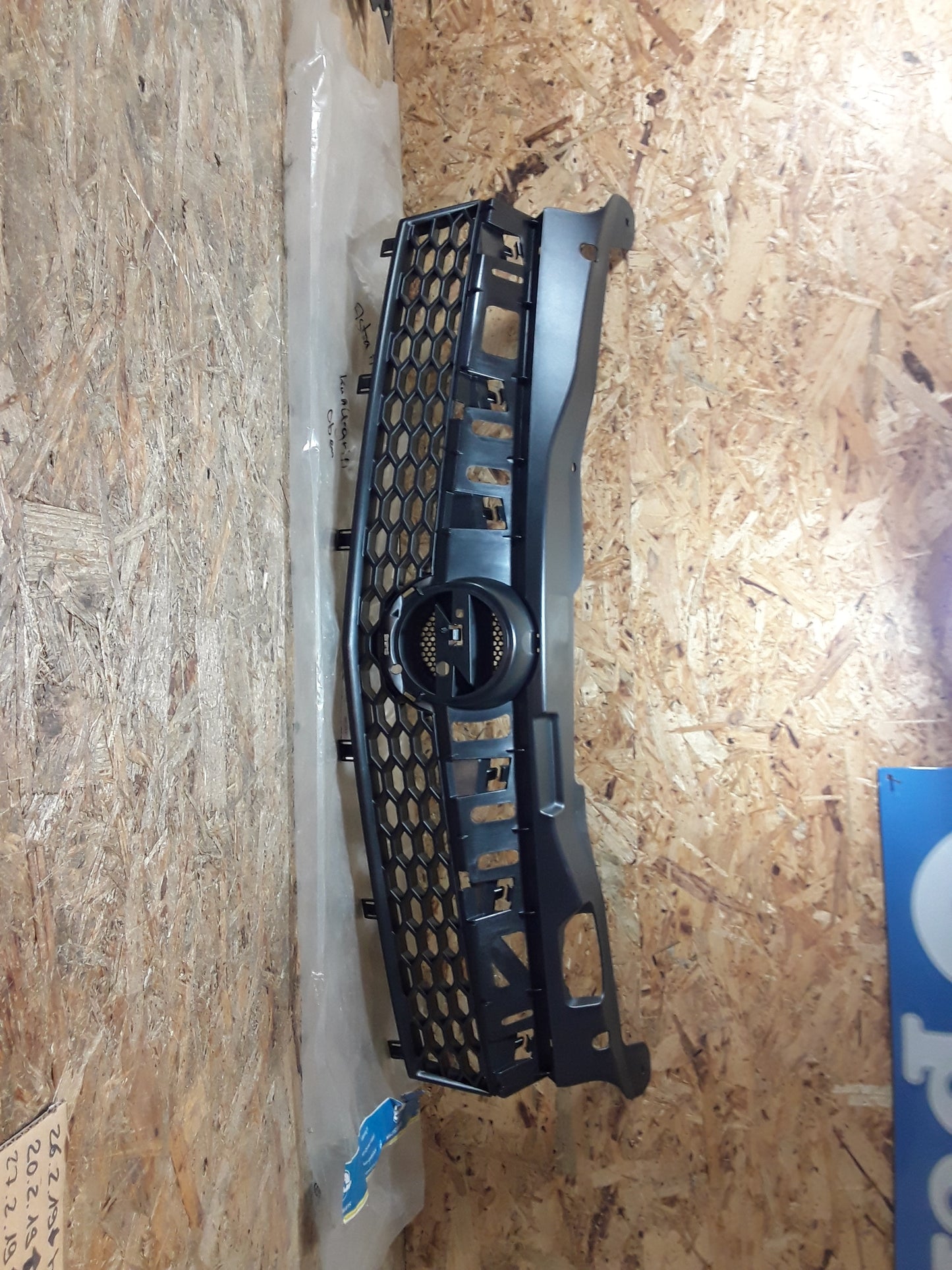 Astra H Kühlergrill oben original GM Opel NEU