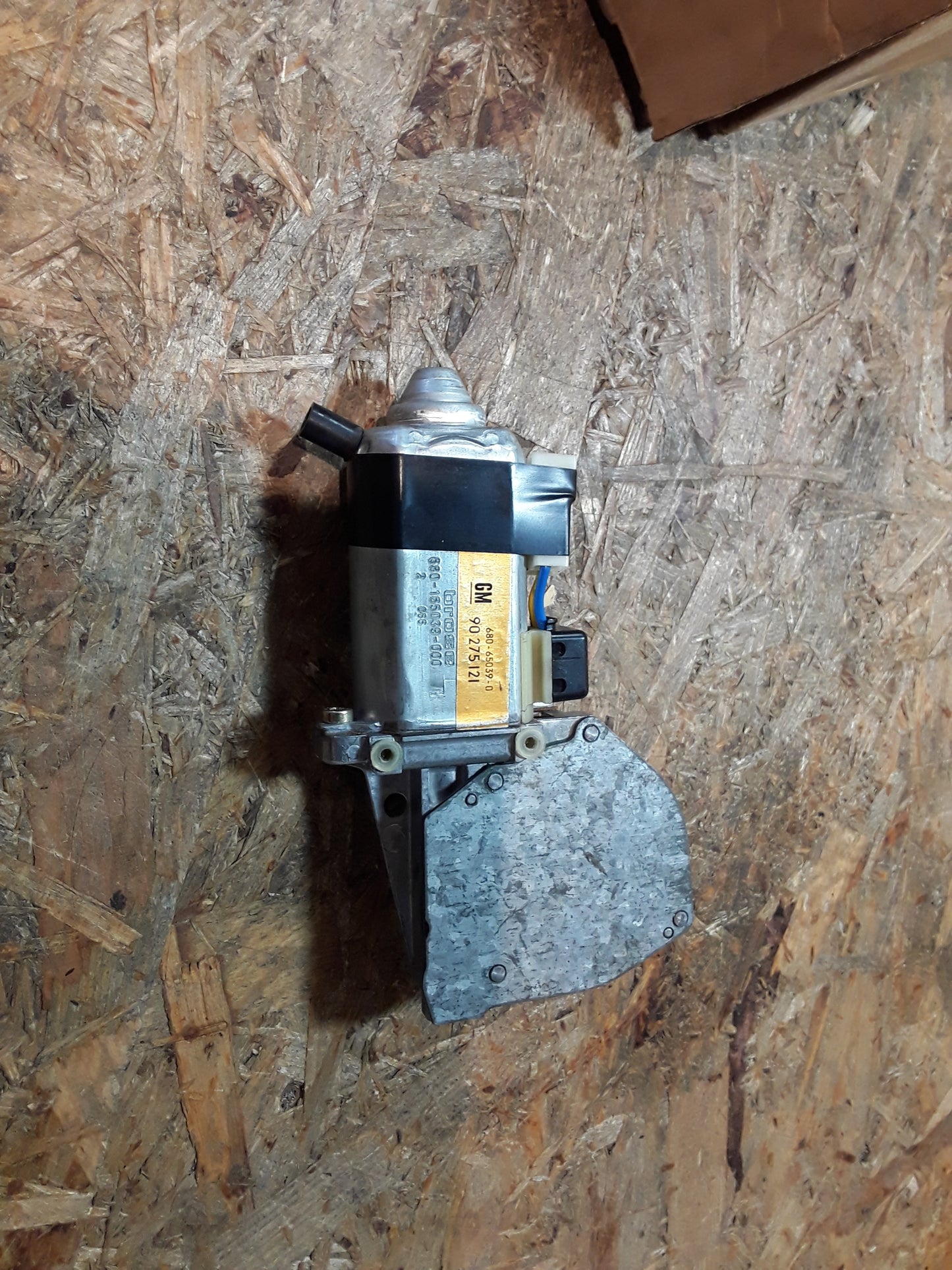 Omega A Senator B Fensterhebermotor vorne links original GM Opel NEU