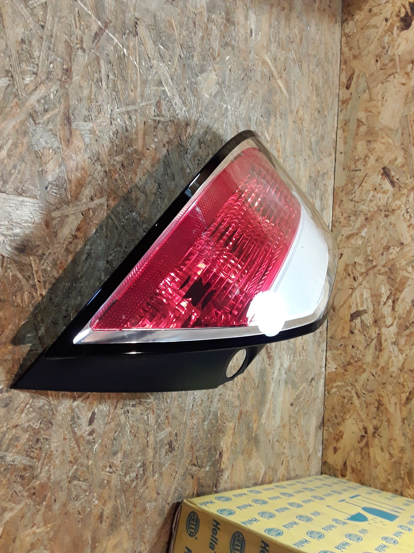 Astra H GTC Heckleuchte links original GM Opel NEU