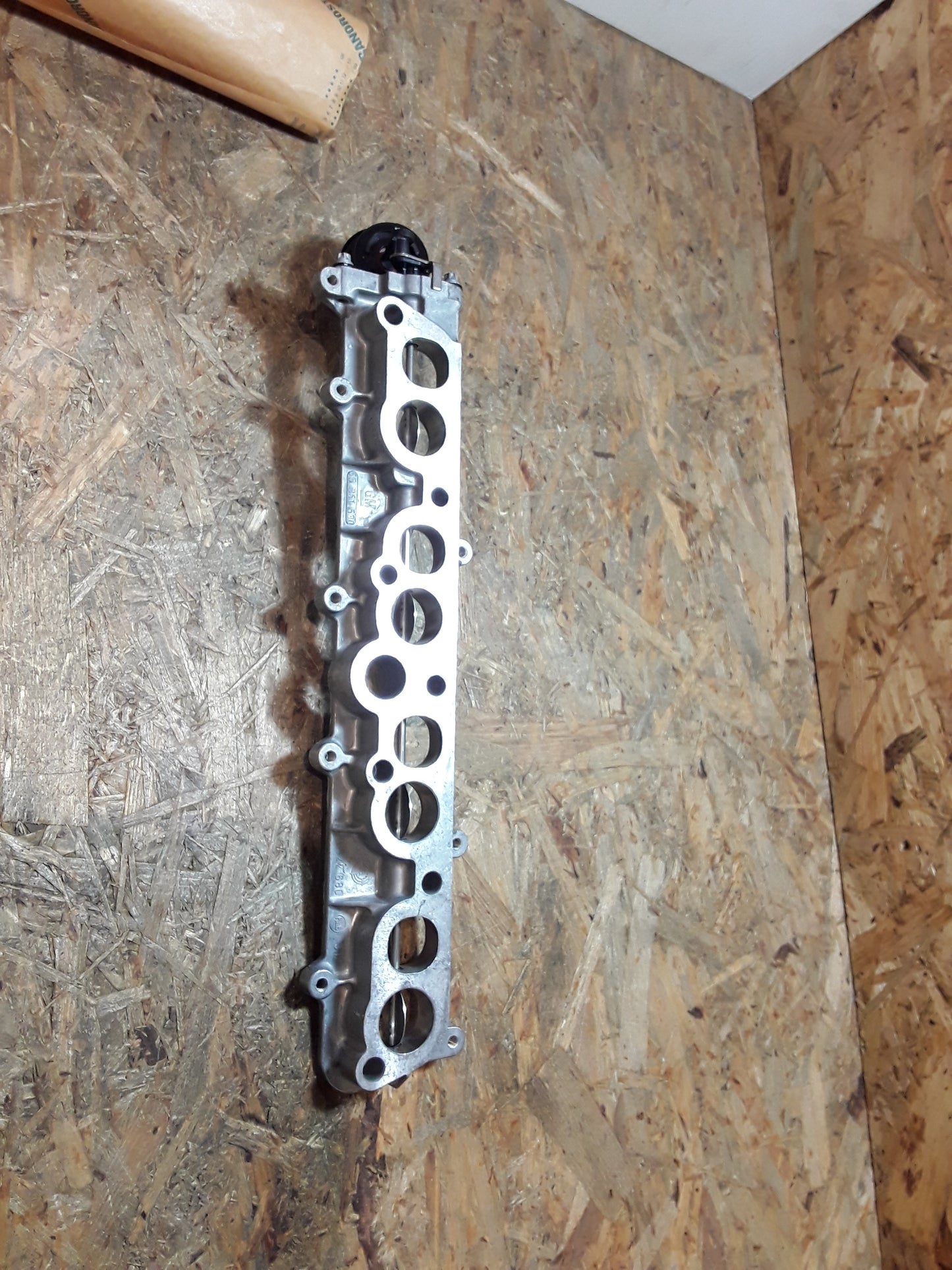 Astra G Zafira A Omega B Frontera B 2,0/2,2 DTi Drallklappe / Ansaugbrücke original GM Opel NEU