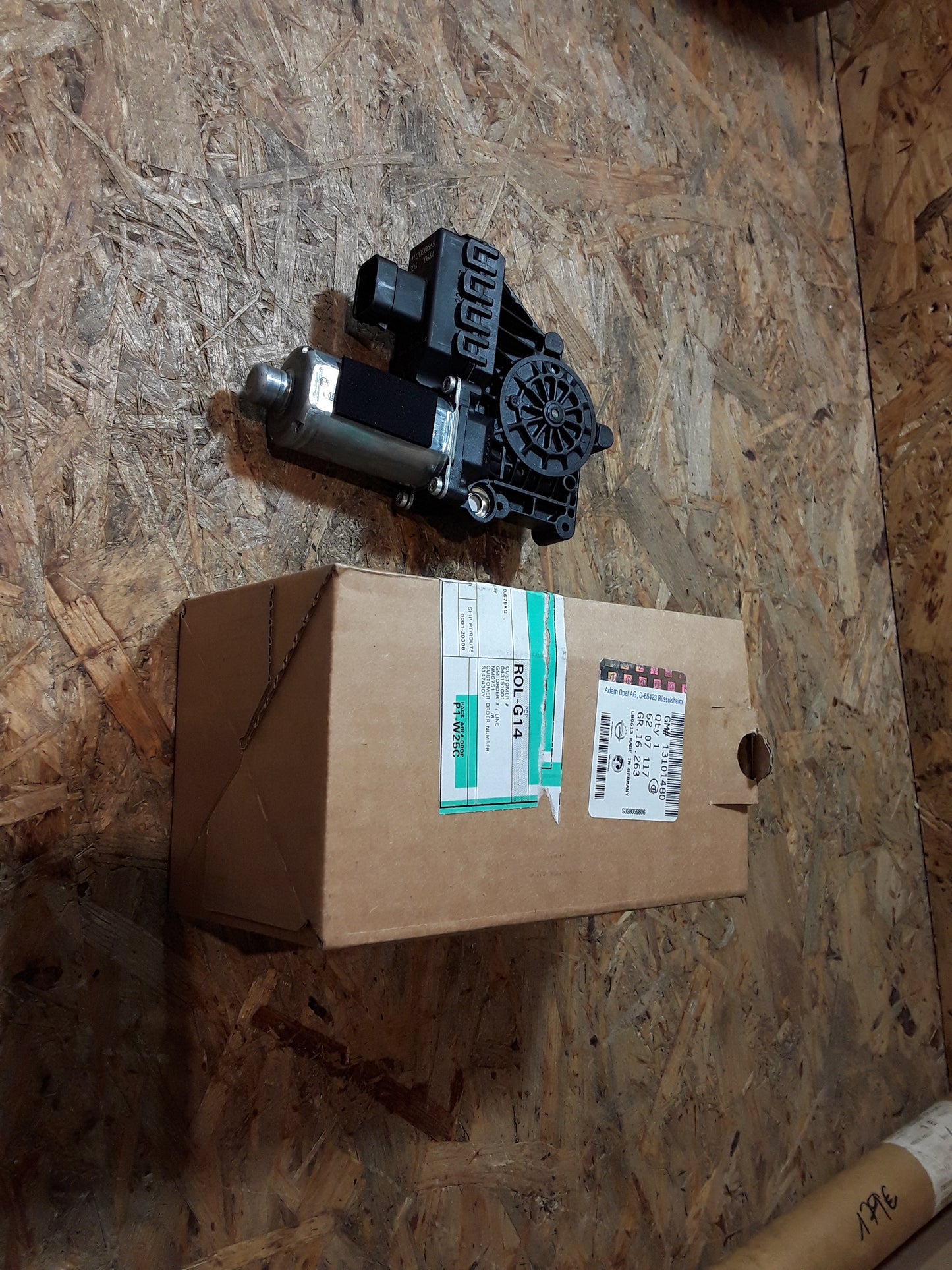 Astra H 04-14 Fensterhebermotor vorne links original GM Opel NEU