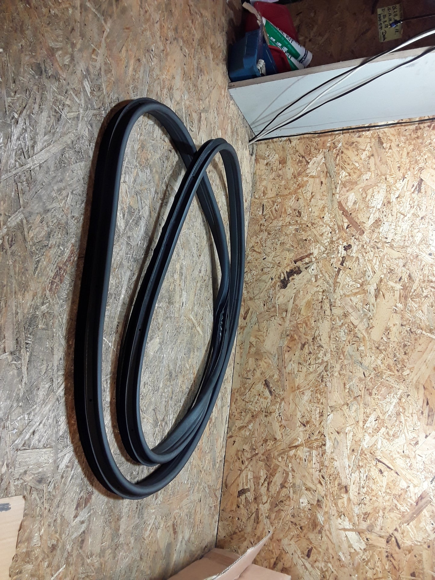Astra H Gummiabdichtung links original GM Opel NEU