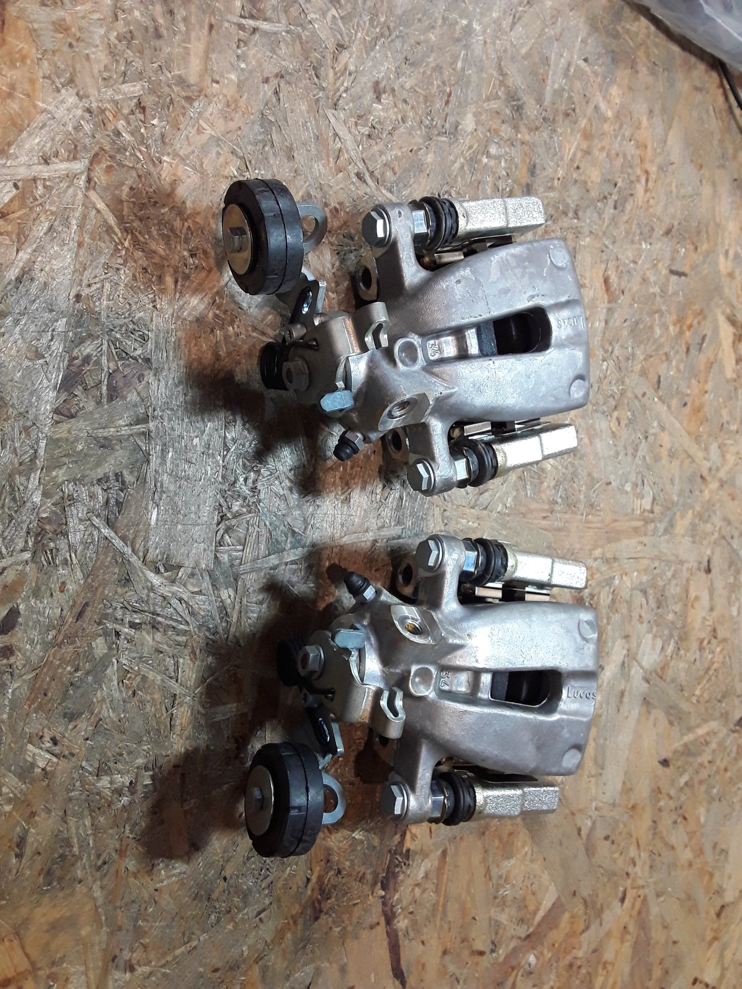 Astra G Bremssattelsatz hinten original GM Opel NEU