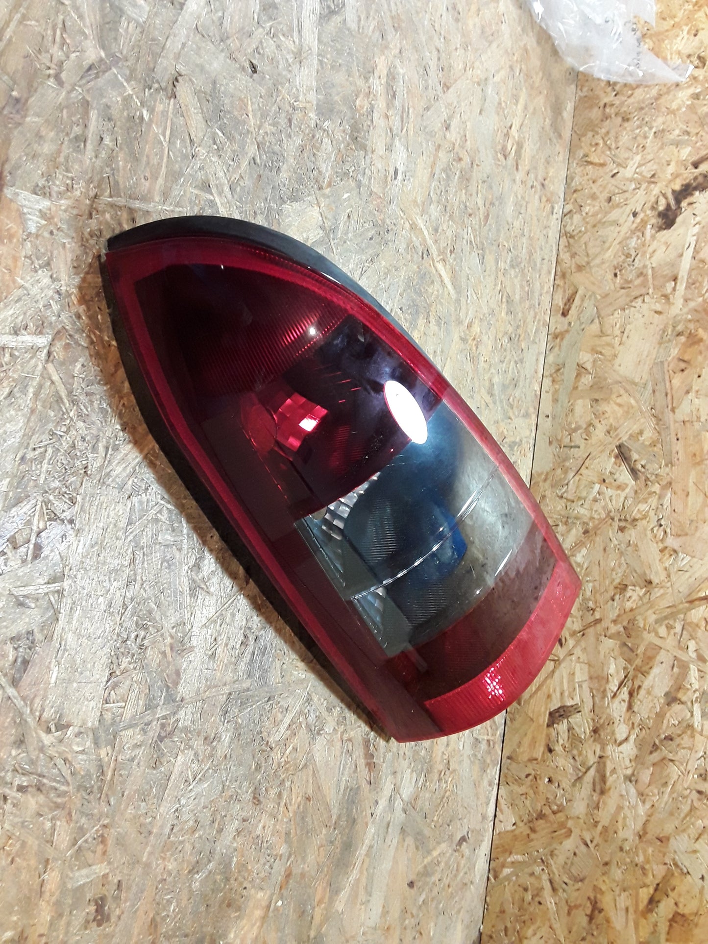 Astra G Caravan Heckleuchte Rücklicht hinten links original GM Opel NEU