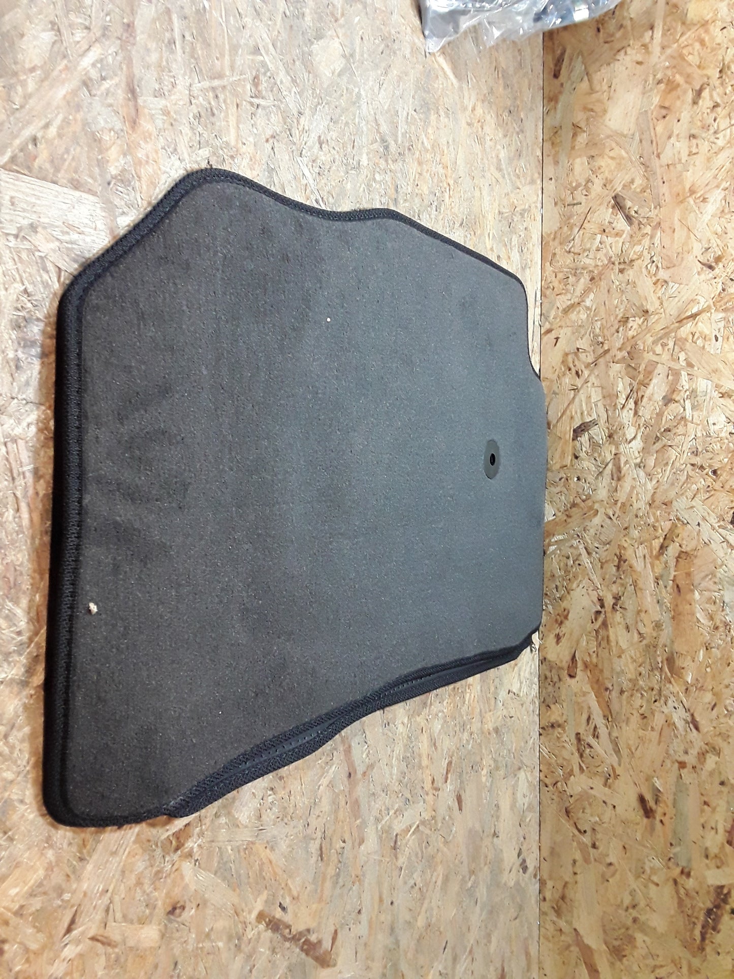 Karl Fußmattensatz schwarz original GM Opel NEU