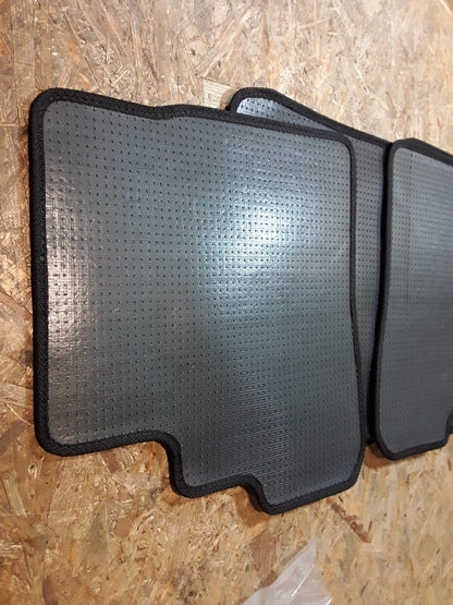 Karl Fußmattensatz schwarz original GM Opel NEU